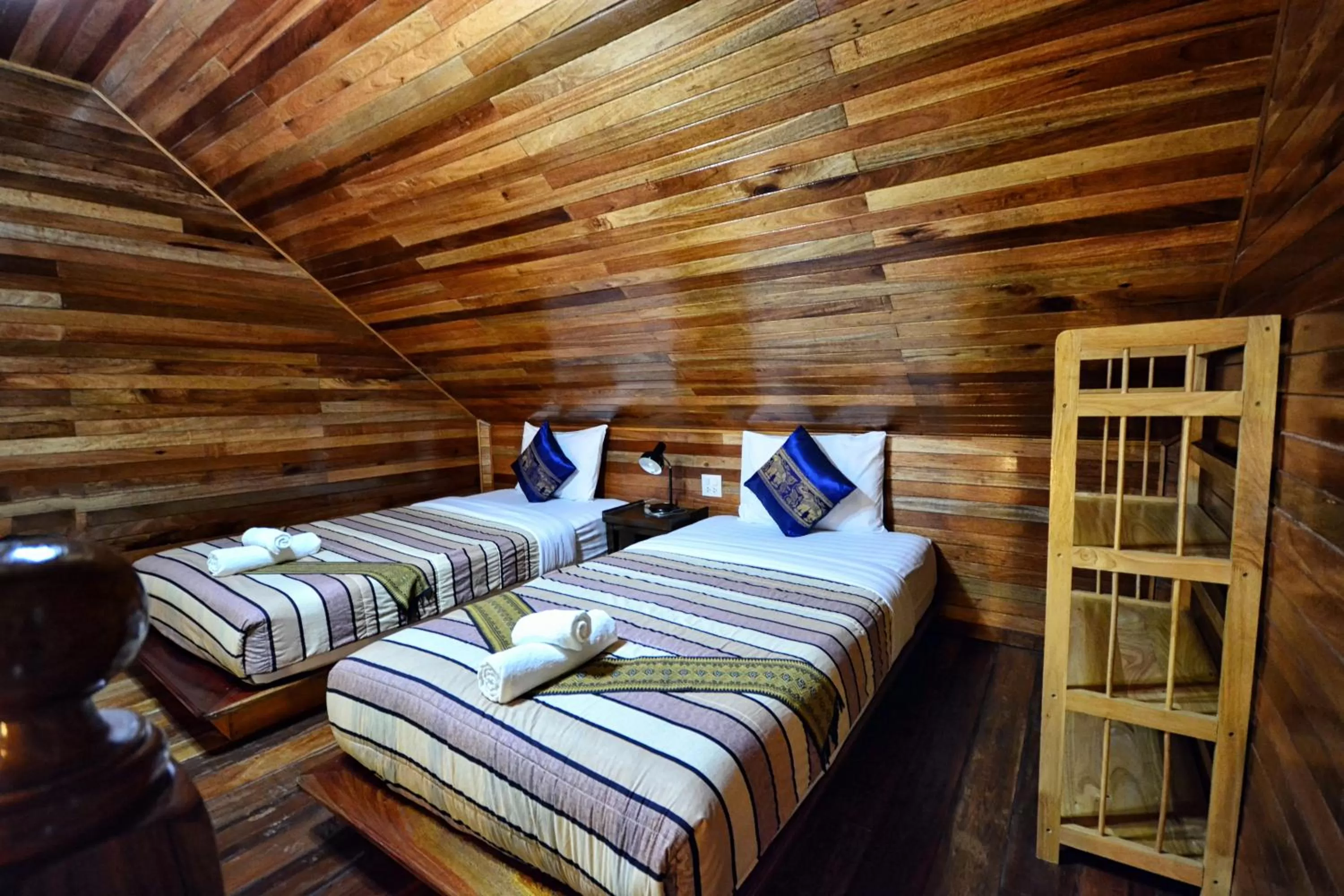 Bed in Khao Sok Las Orquideas Resort