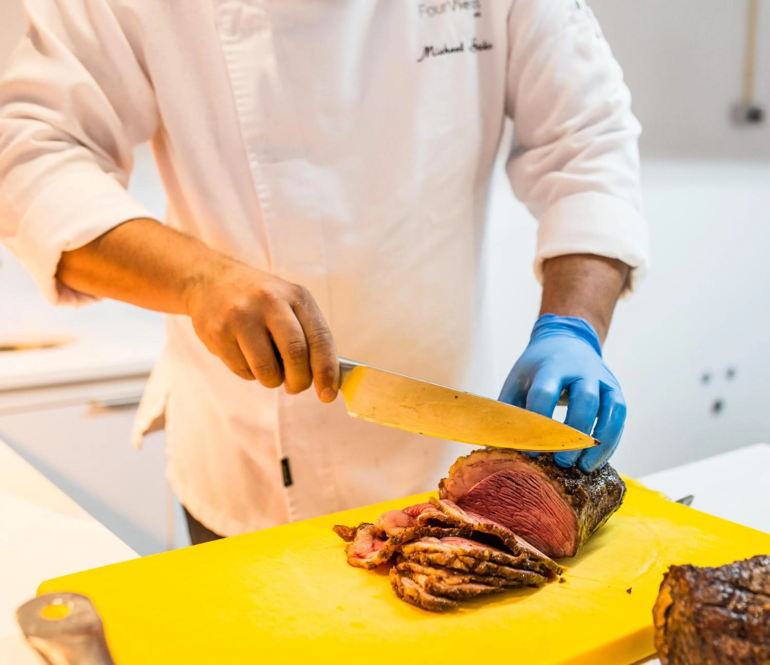 Restaurant/places to eat in The Views Oasis