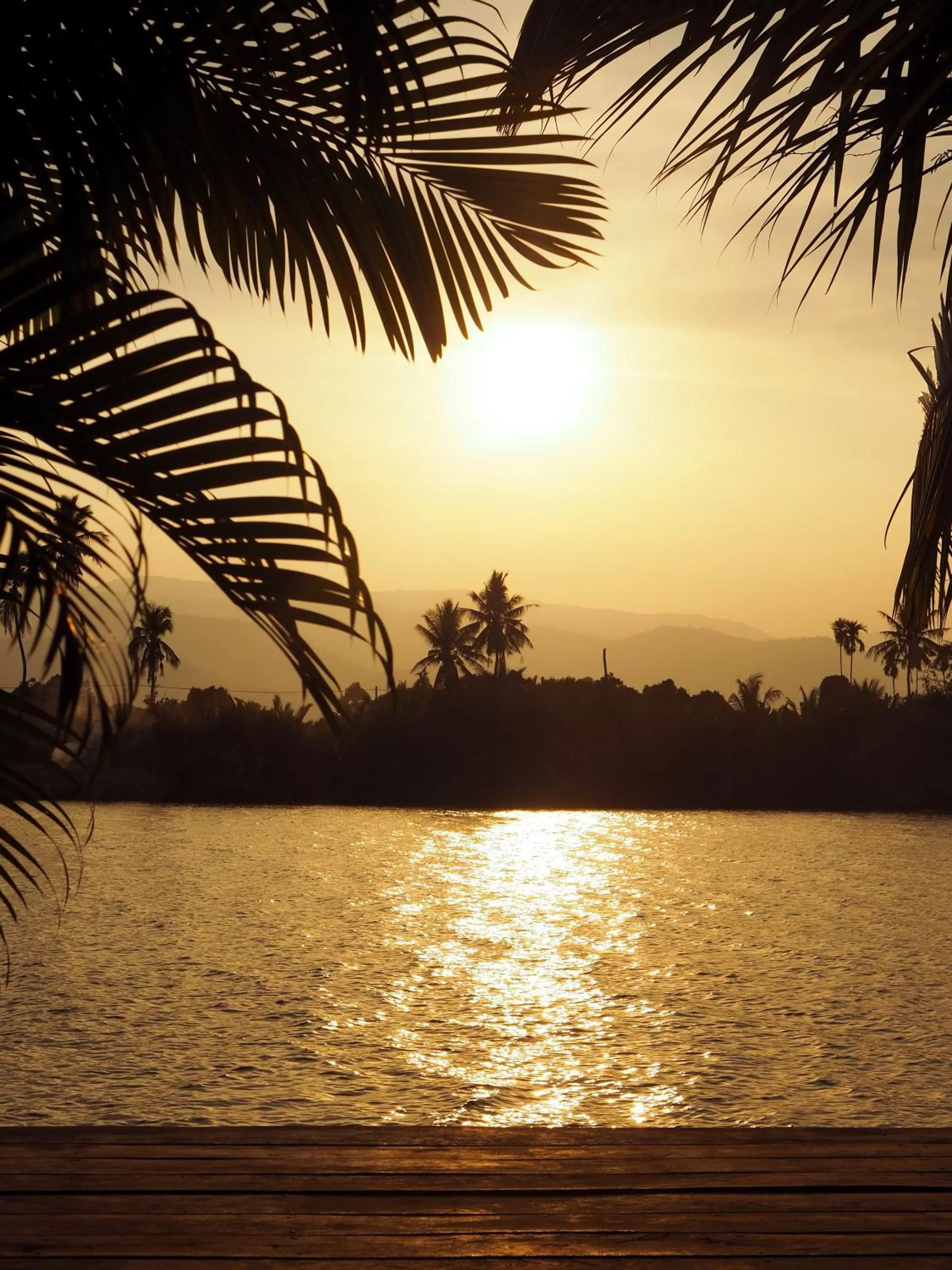 Sunrise/Sunset in Sabay Beach