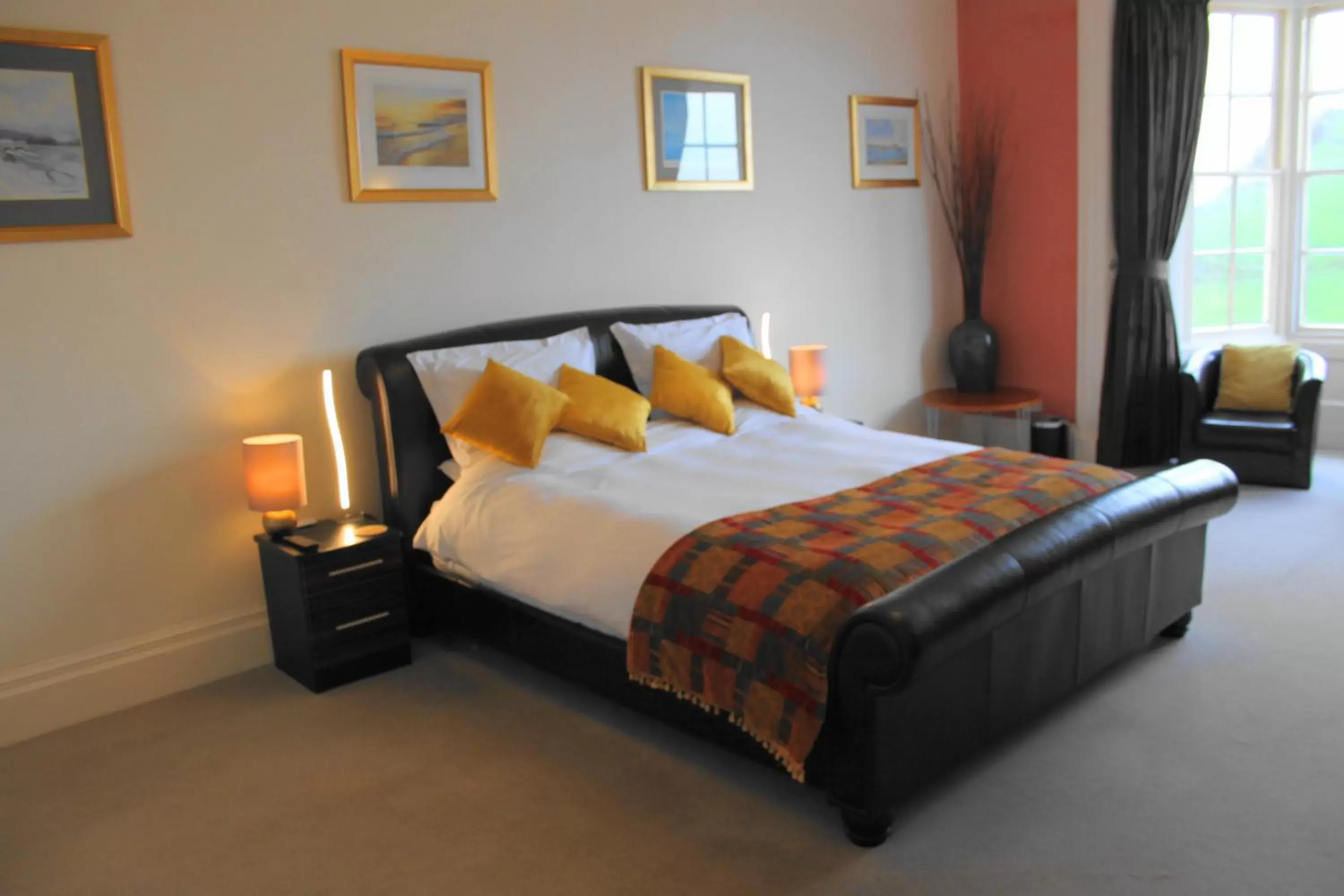 Large Superior Room in The Olive Branch Large Superior Room in The Olive Branch