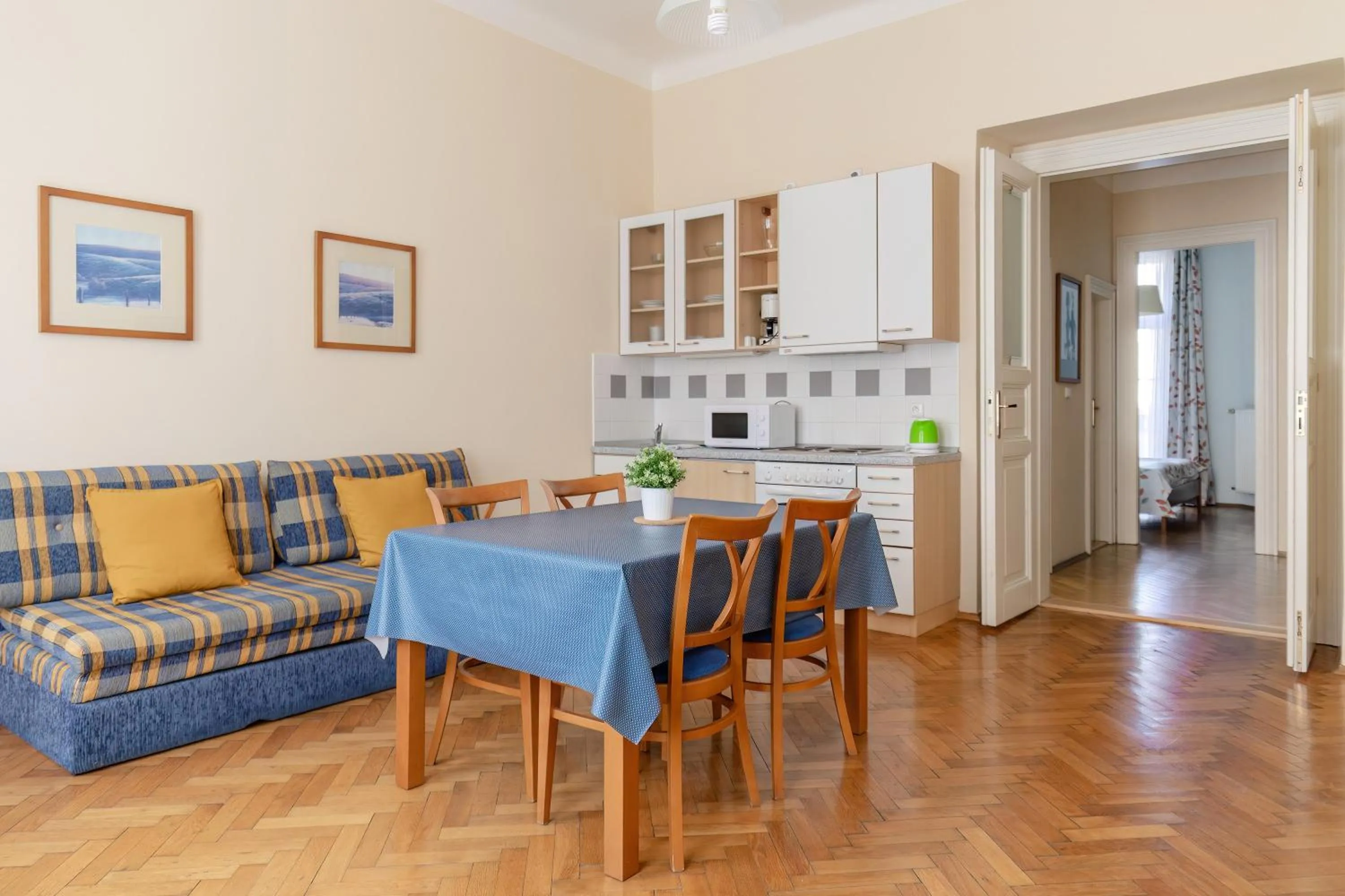 Dining area in Sibelius Apartments