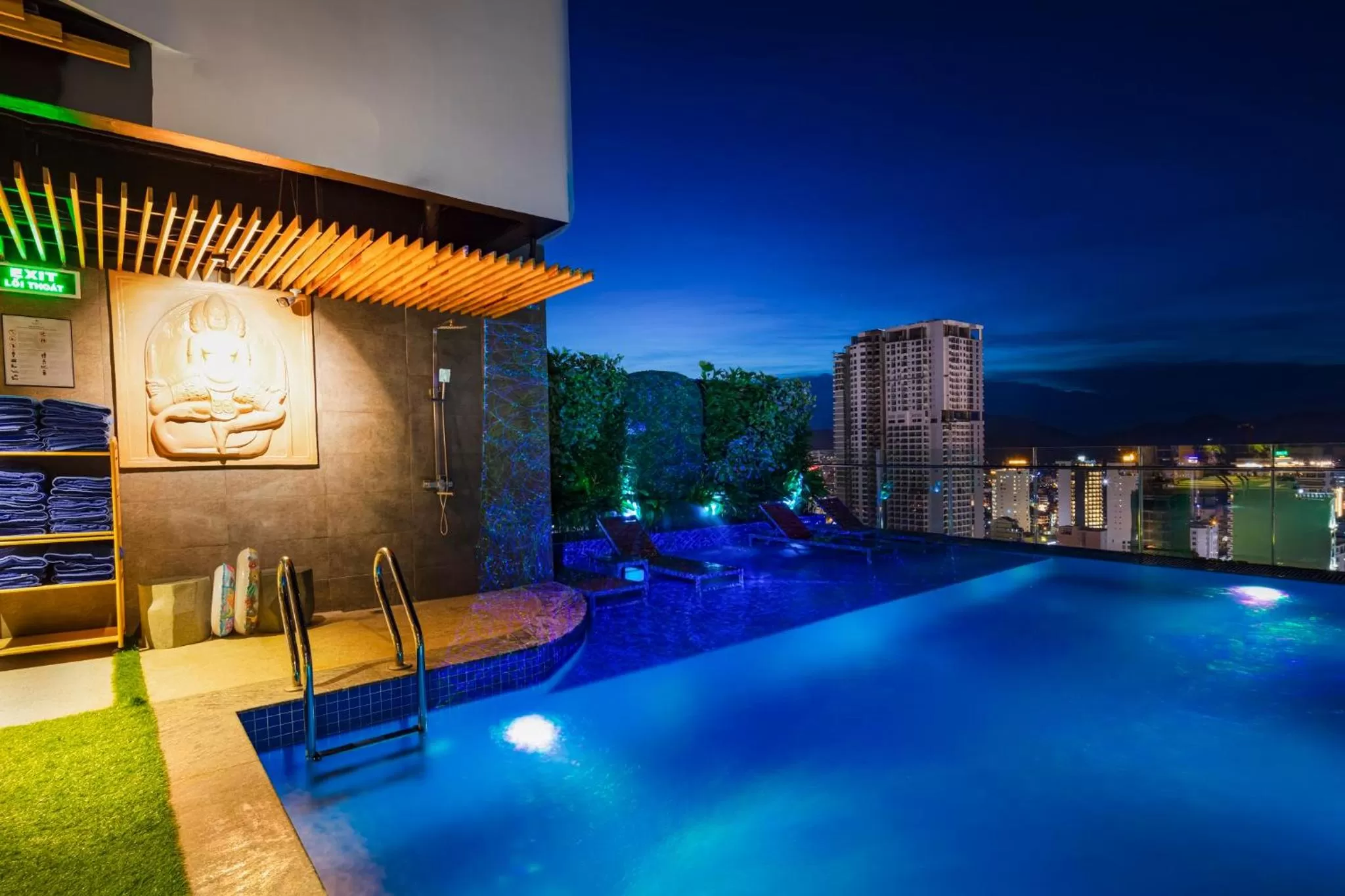 Swimming pool in Erica Nha Trang Hotel