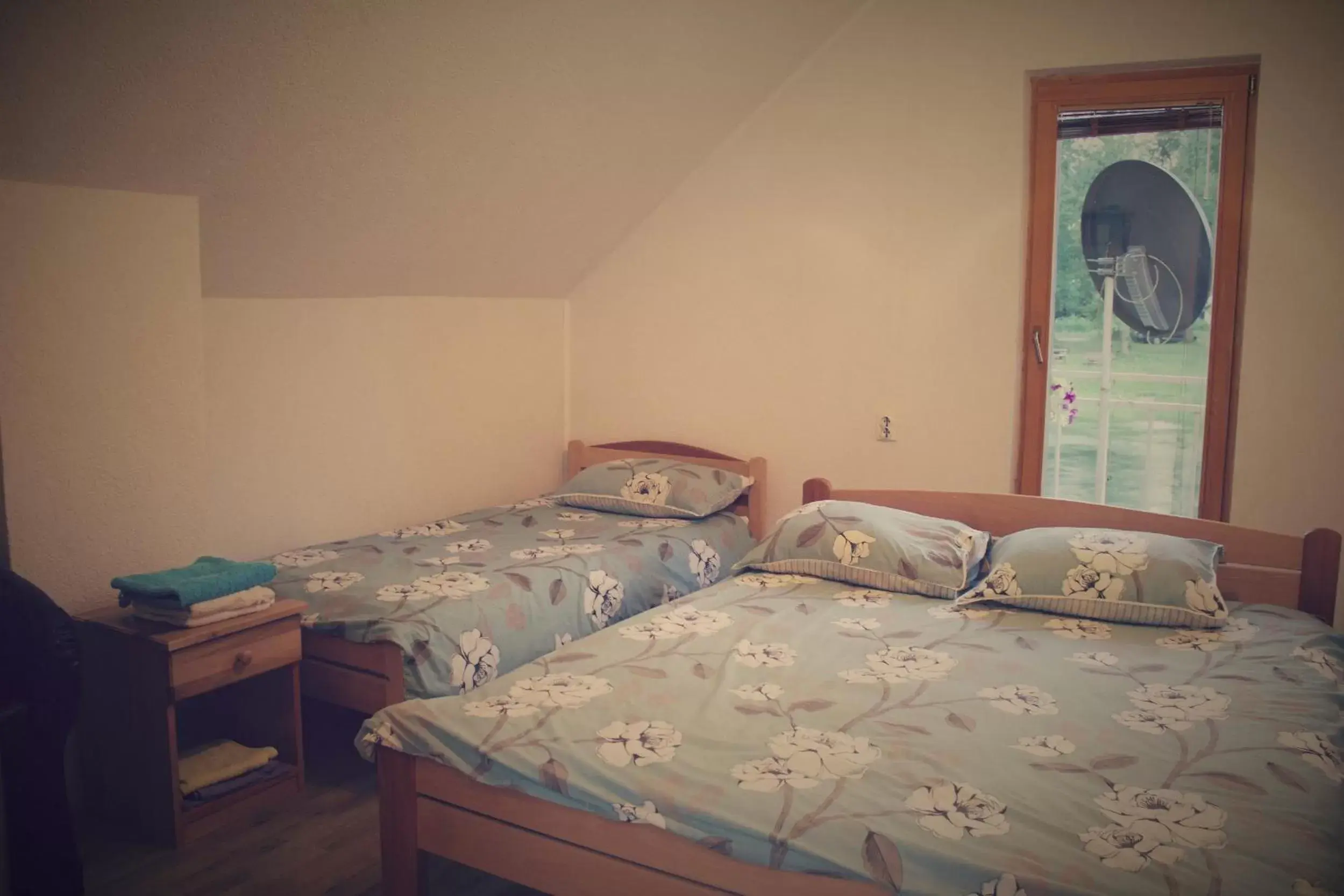 Triple Room with Balcony in Bed and Breakfast Family Djukic Triple Room with Balcony in Bed and Breakfast Family Djukic