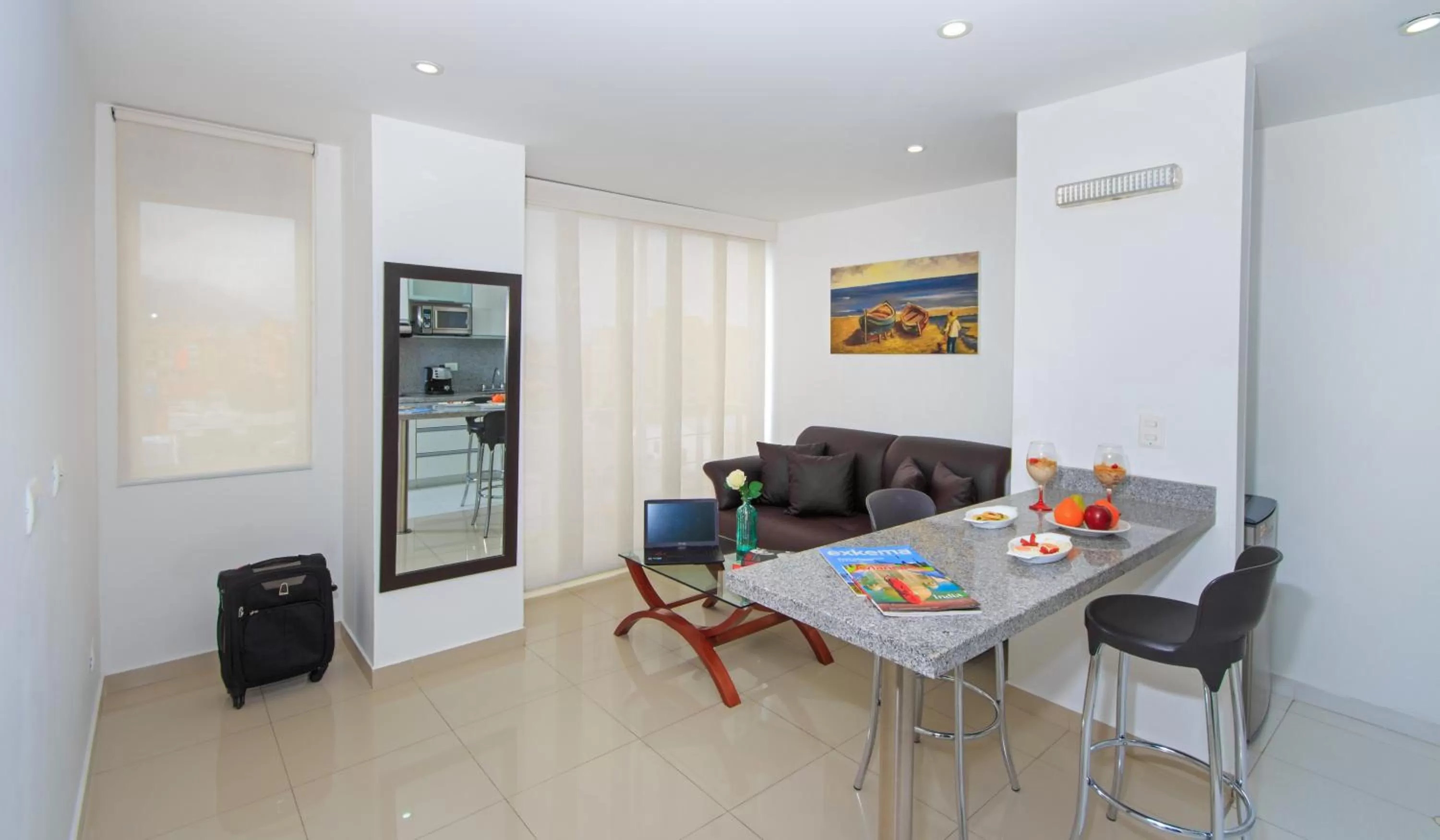 Living room in 122 Plaza Apartahotel