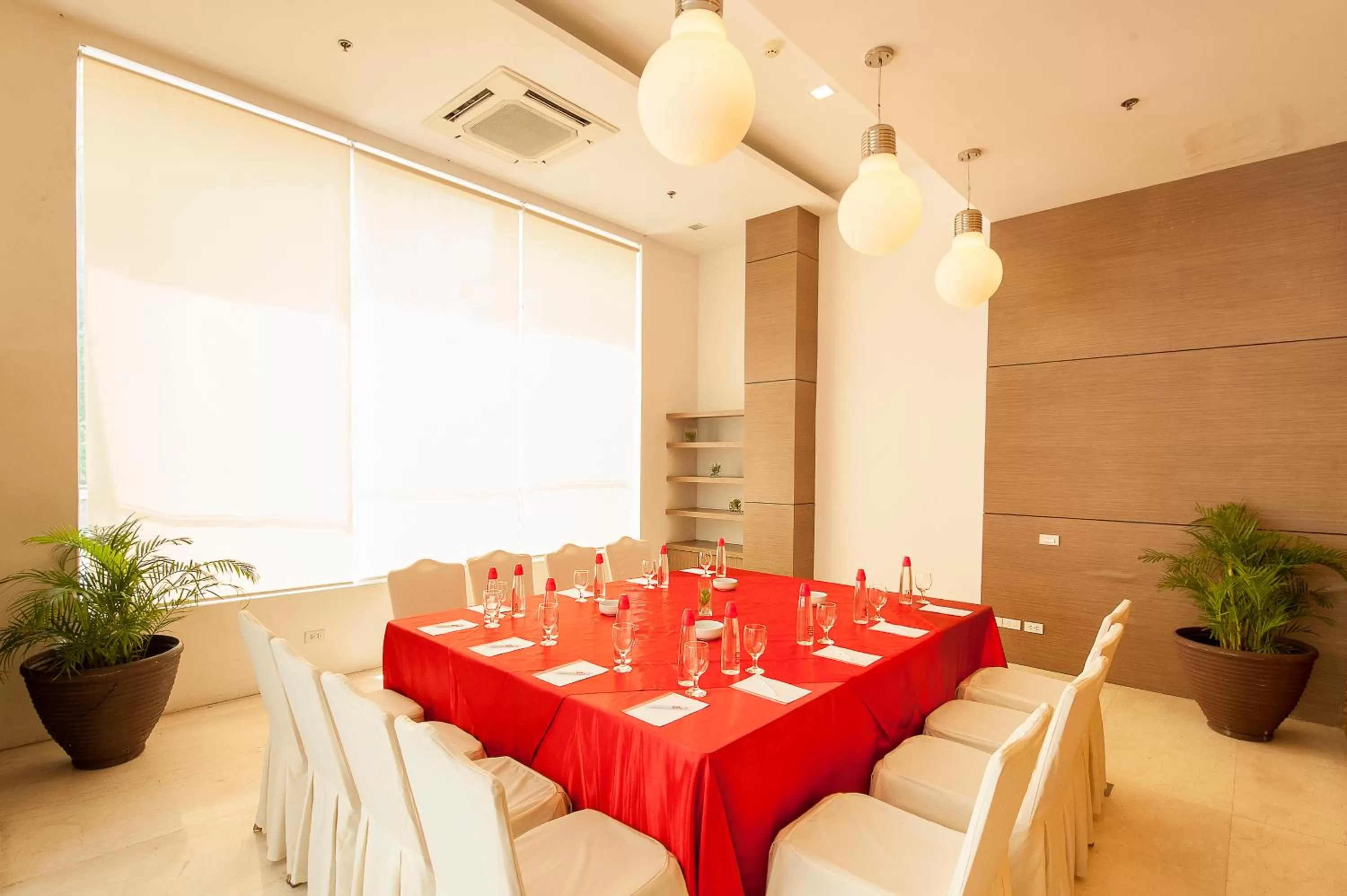 Meeting/conference room in Harolds Hotel Cebu