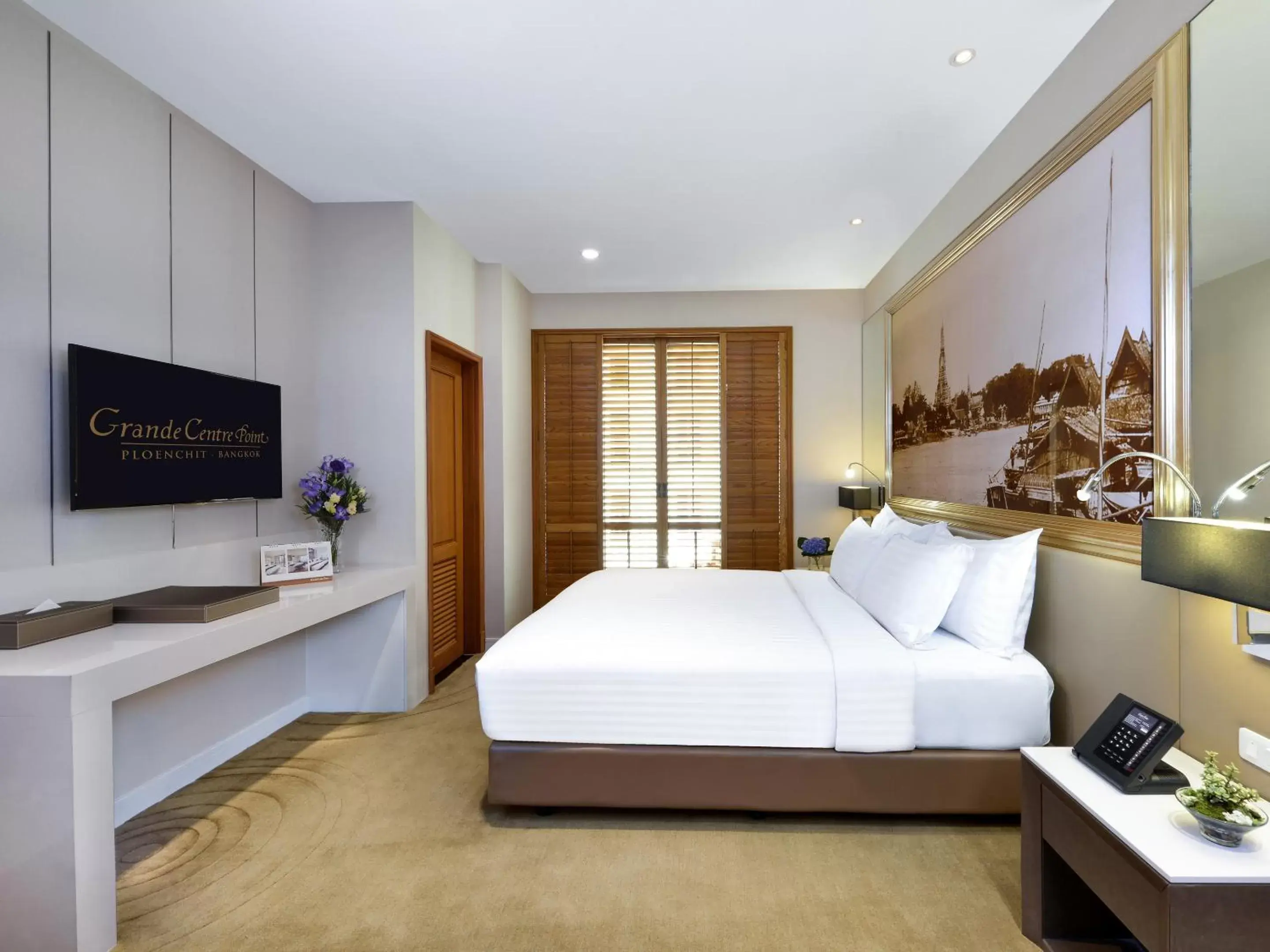 Junior Balcony Suite in Grande Centre Point Ploenchit Junior Balcony Suite in Grande Centre Point Ploenchit