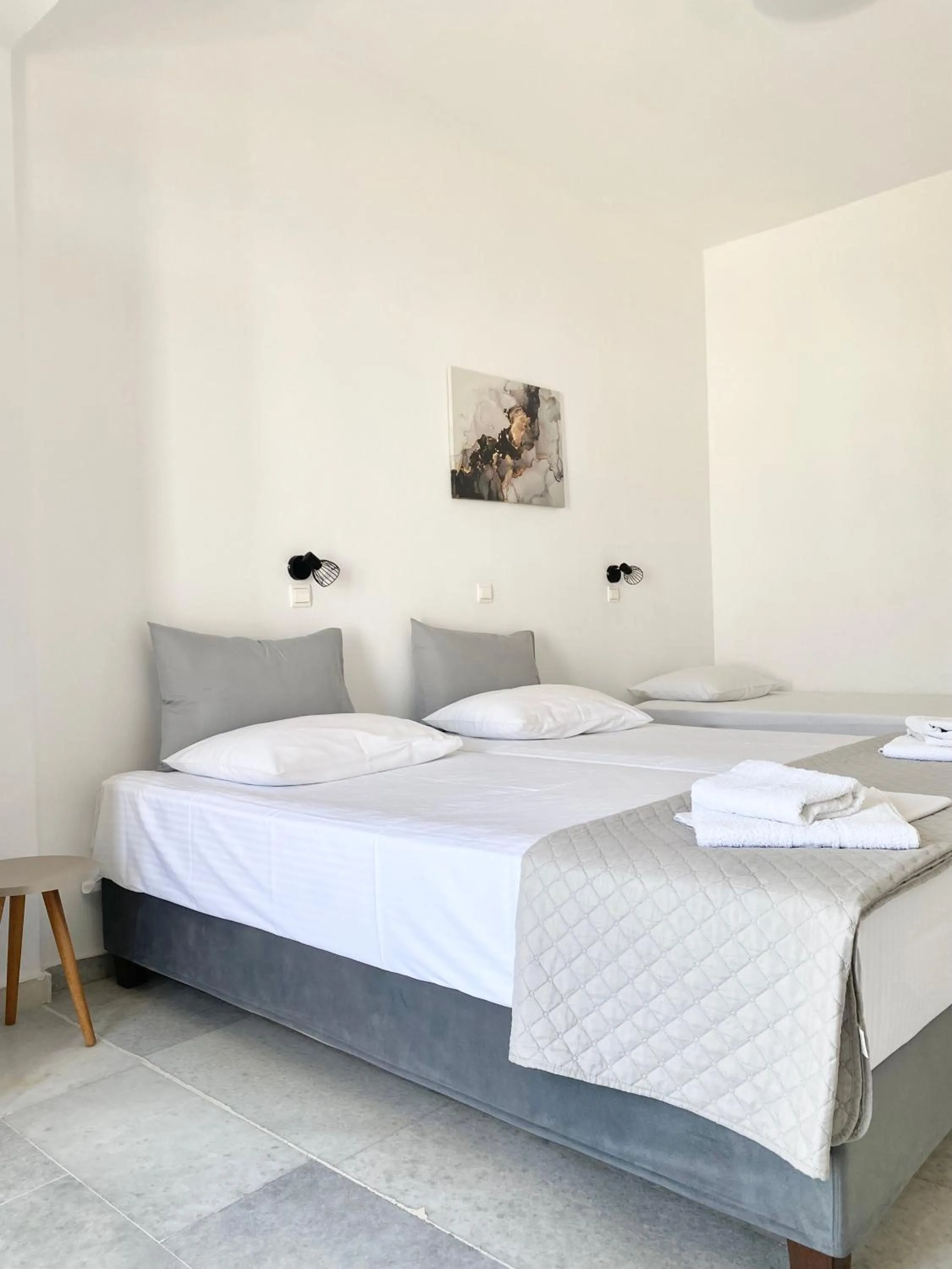 Bedroom, Bed in Fikas Hotel