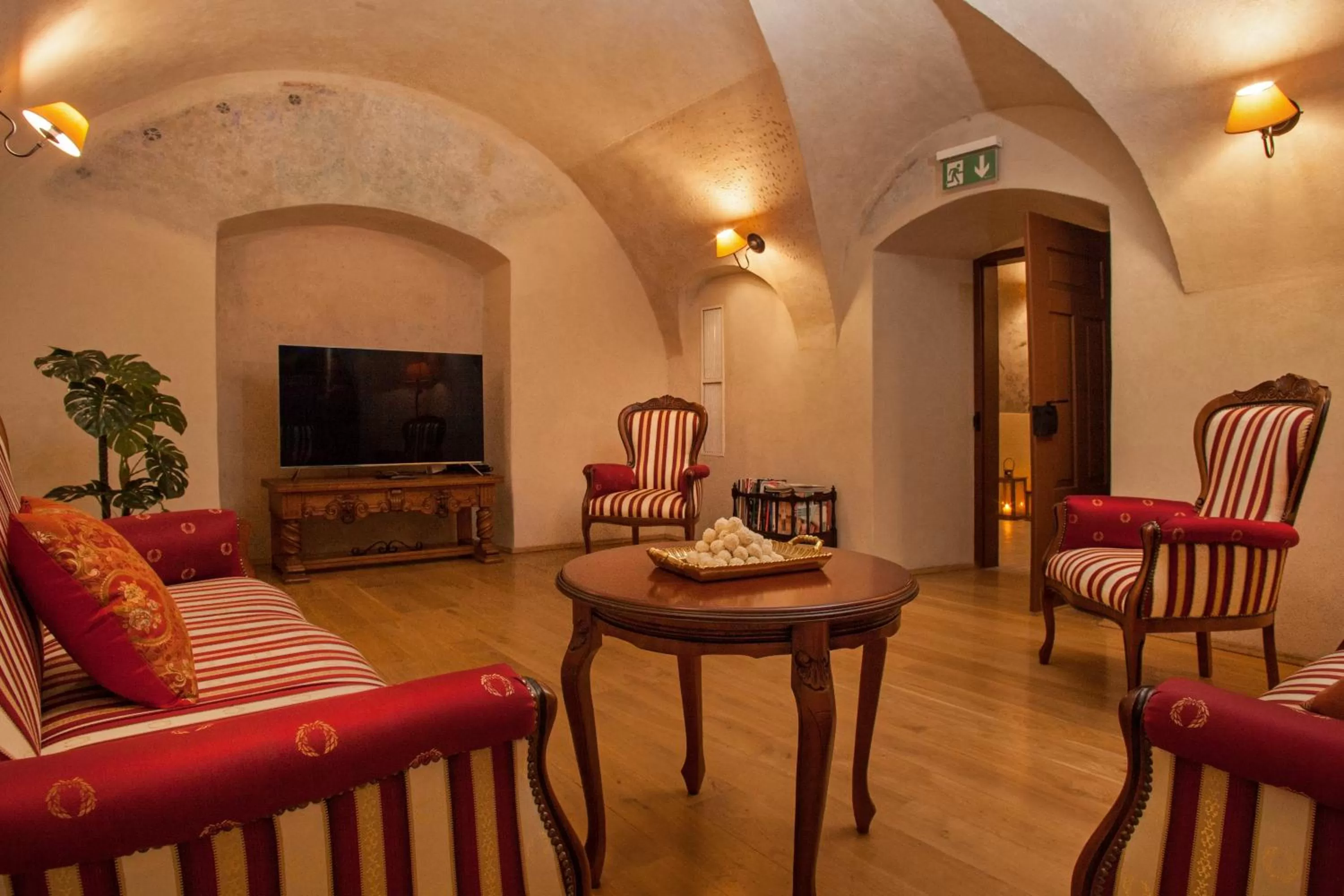 Lounge or bar in Hotel Santi