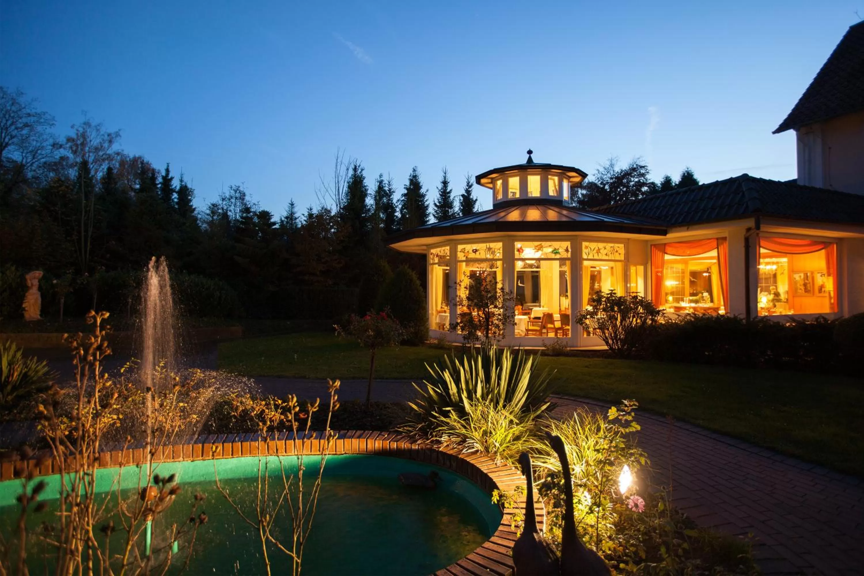 Garden, Property Building in Ferienhotel Haus Becker
