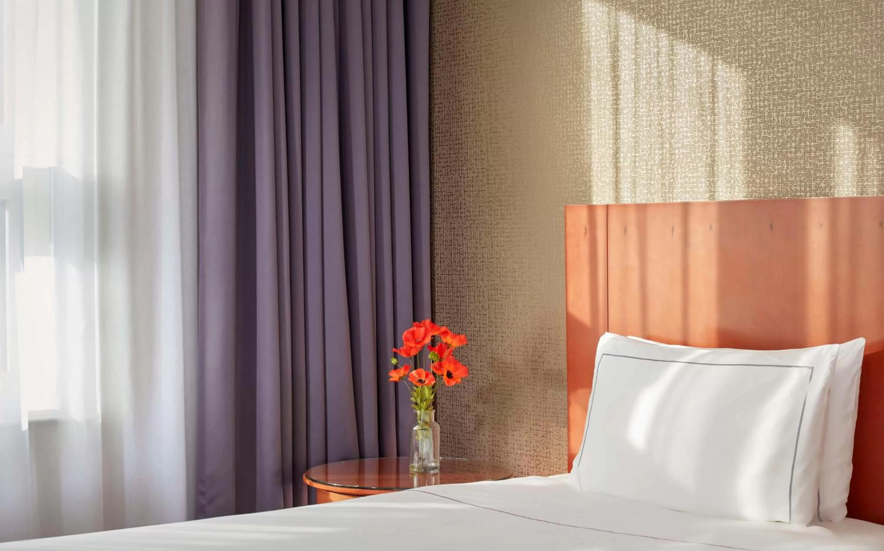 Bedroom, Bed in Park Plaza Nottingham