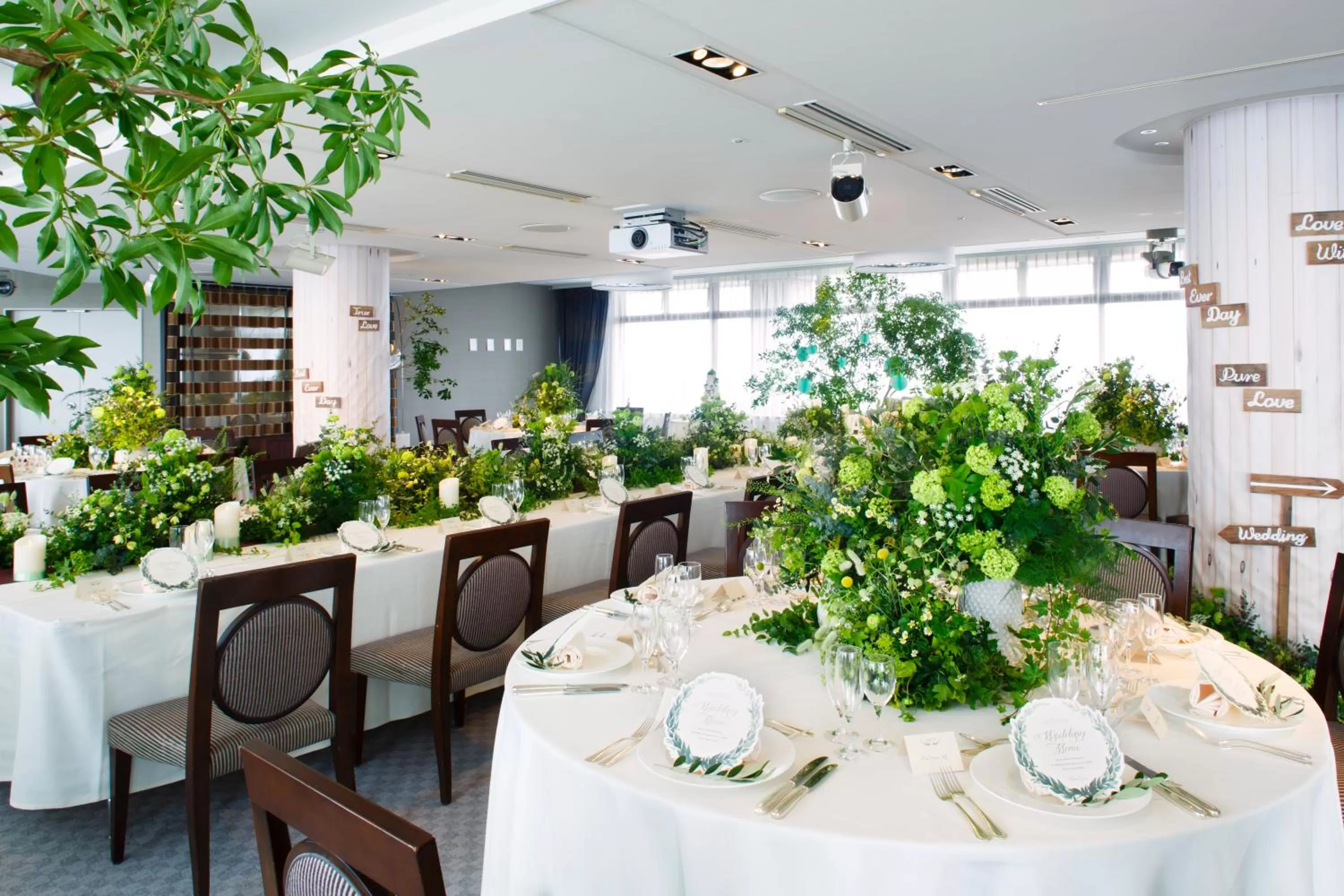 Meeting/conference room in ANA Crowne Plaza Narita by IHG