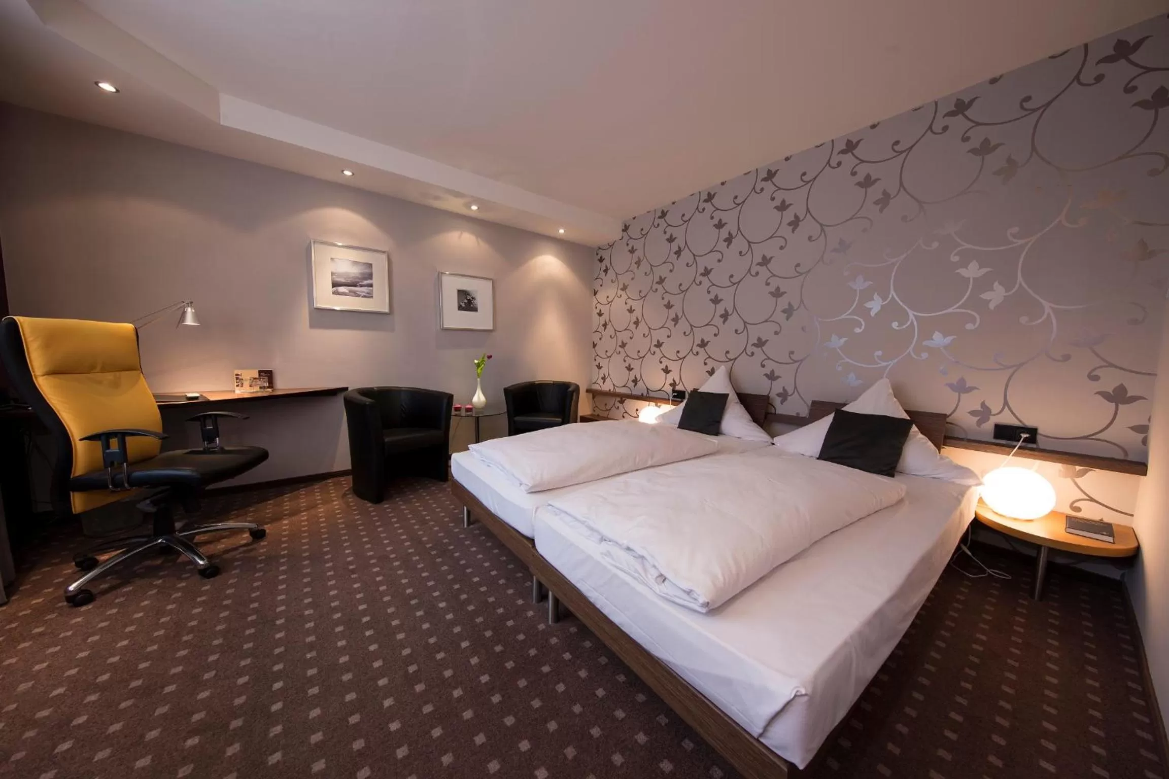 Photo of the whole room in L'Escala