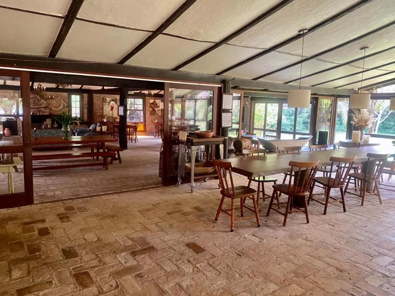 Restaurant/places to eat in Hotel Santa Esmeralda