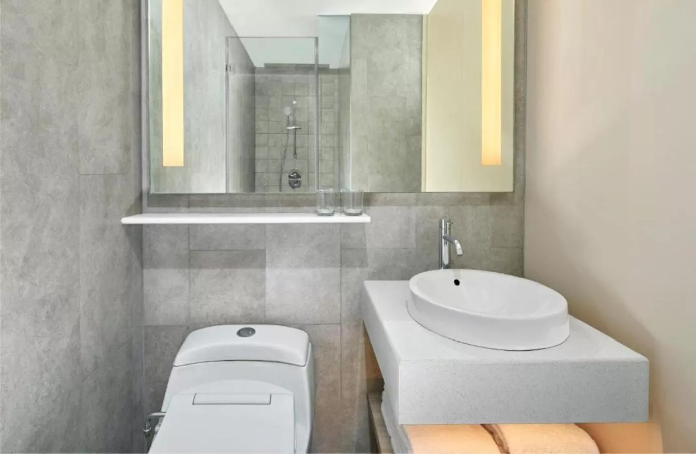 Bathroom in Four Points by Sheraton Surabaya, Pakuwon Indah