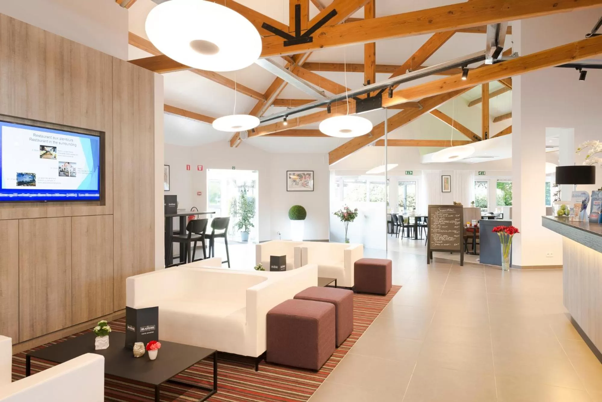 Lobby or reception in Best Western Hotel Wavre