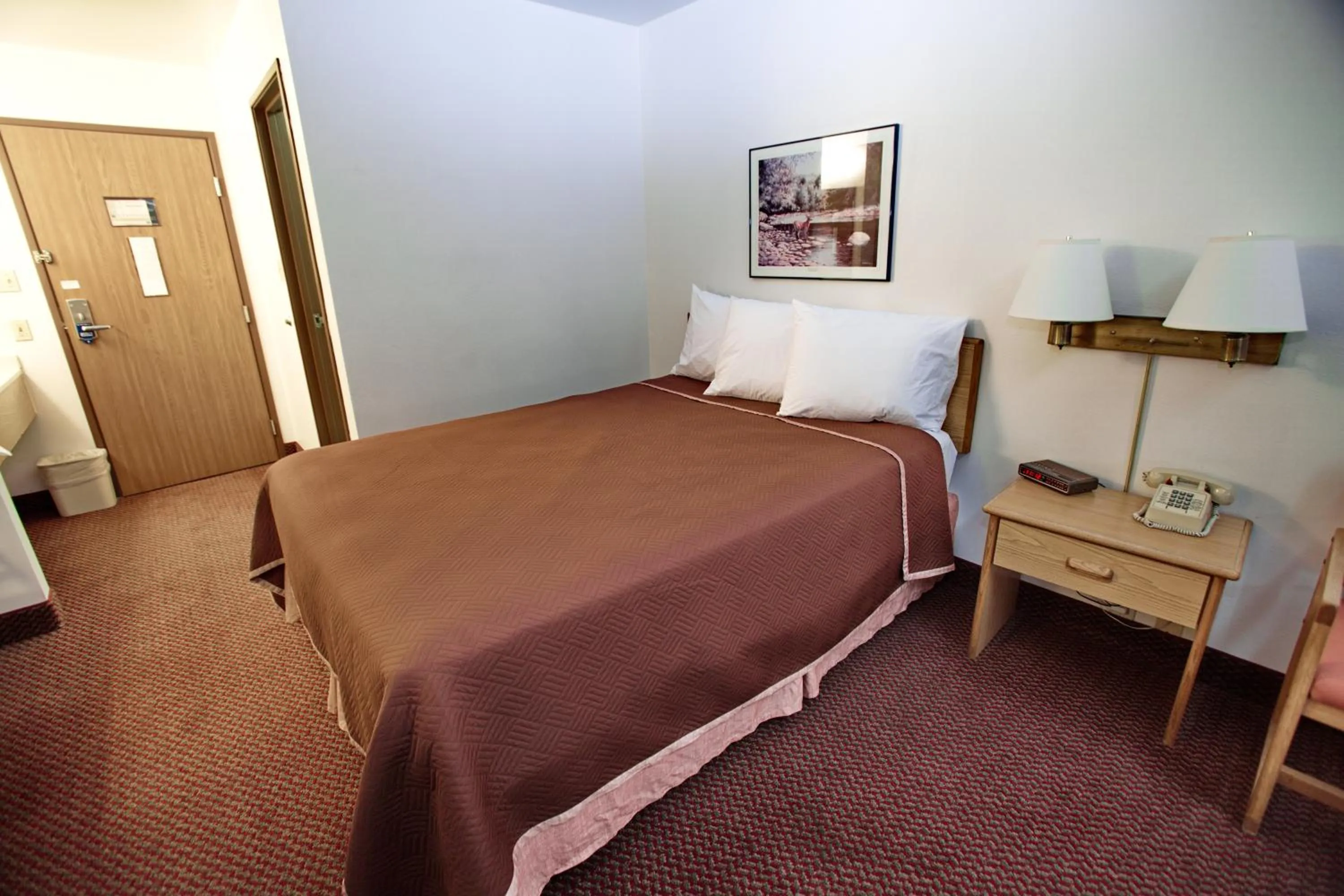 Bedroom, Bed in Travelodge by Wyndham Elko NV