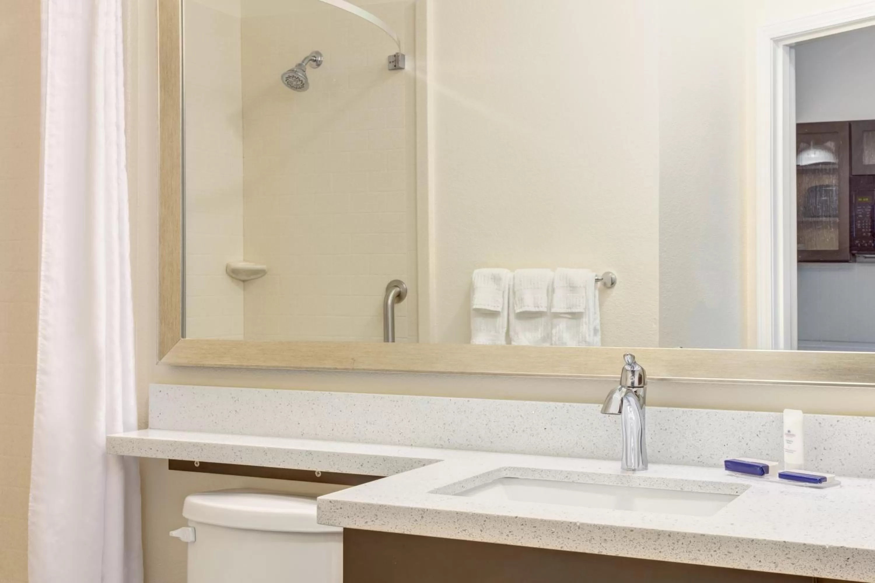 Bathroom in Candlewood Suites Cut Off - Galliano by IHG