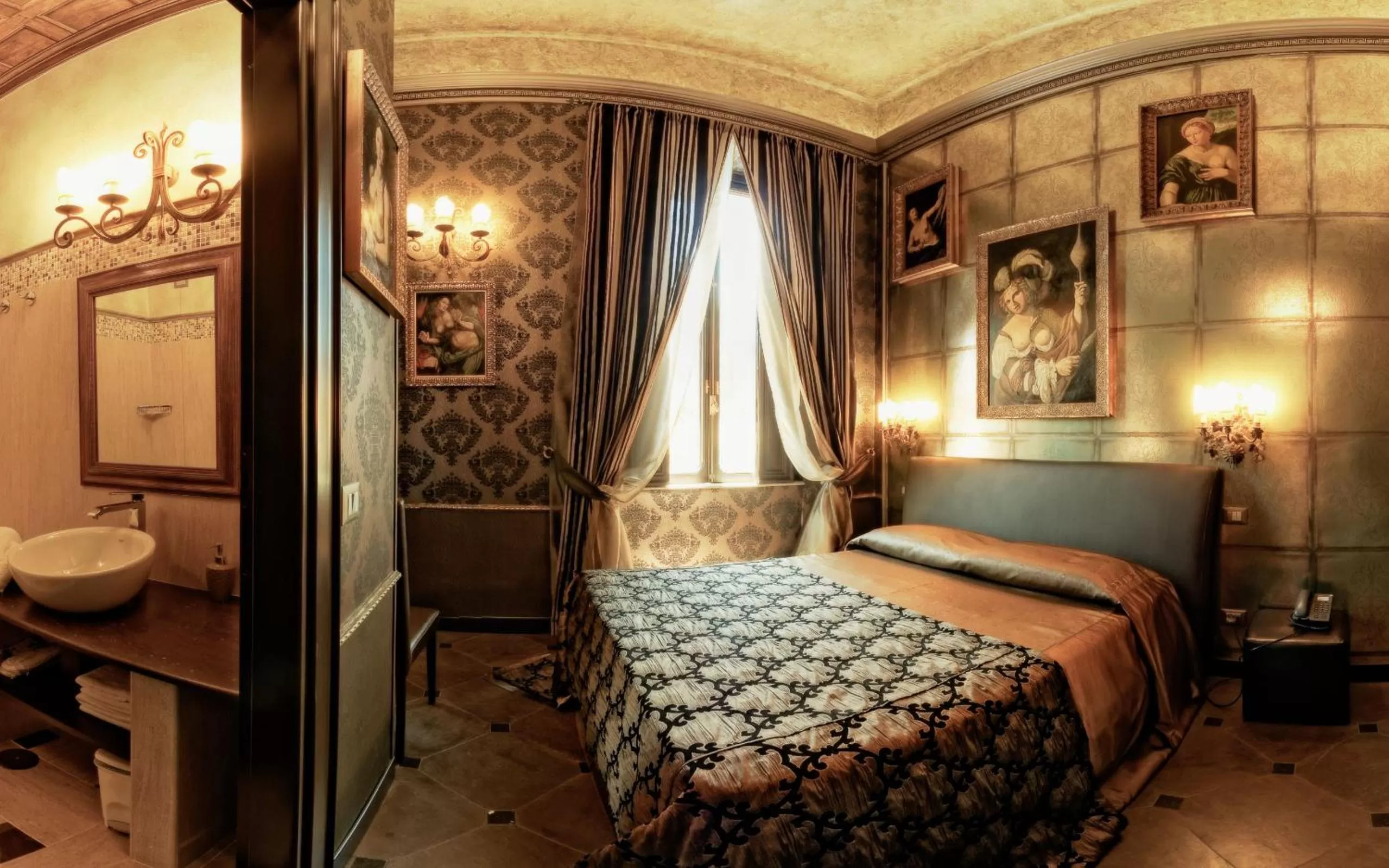 Bedroom, Bed in Antica Dimora Delle Cinque Lune