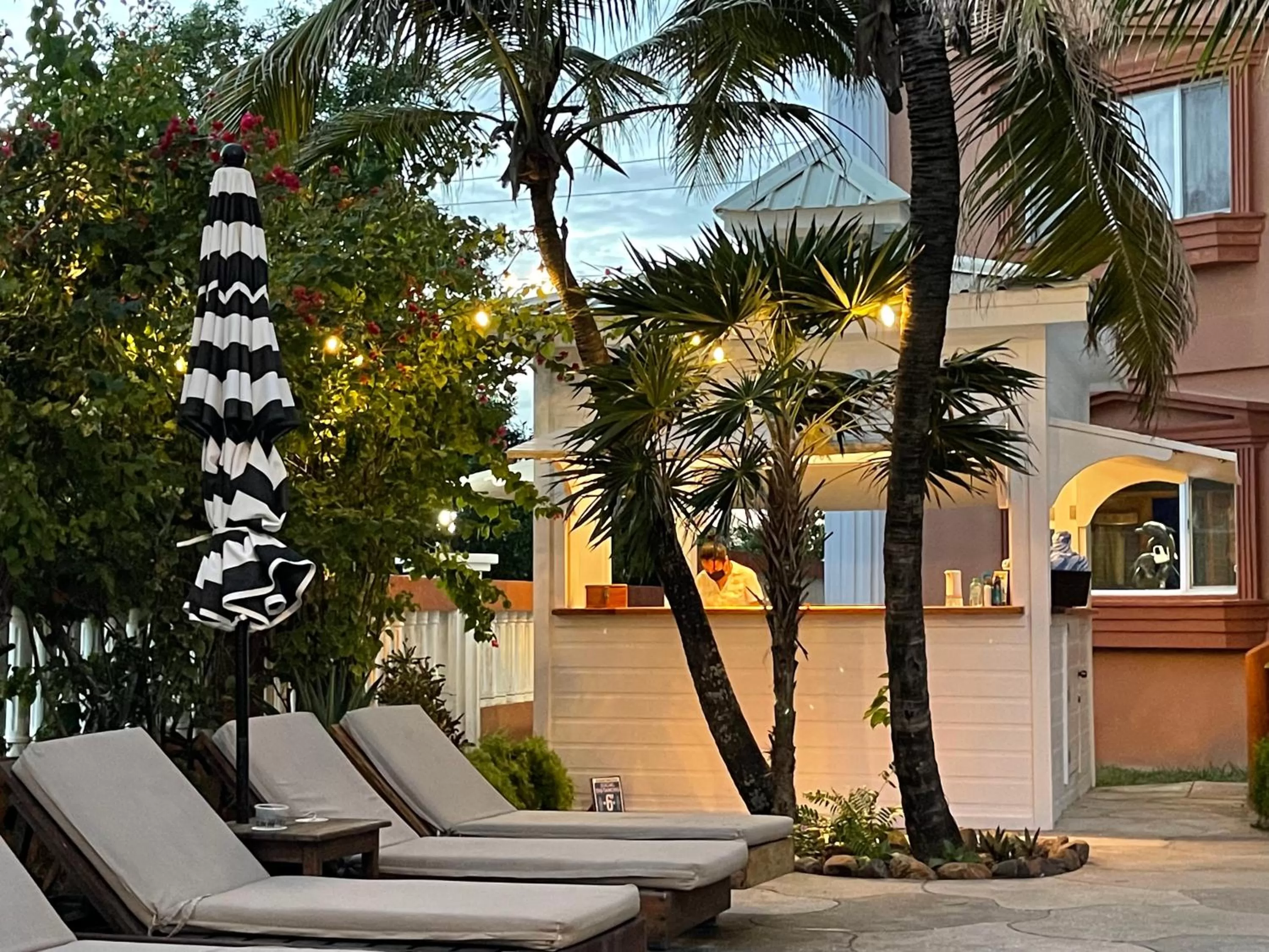 Property building in Lighthouse Beach Villas