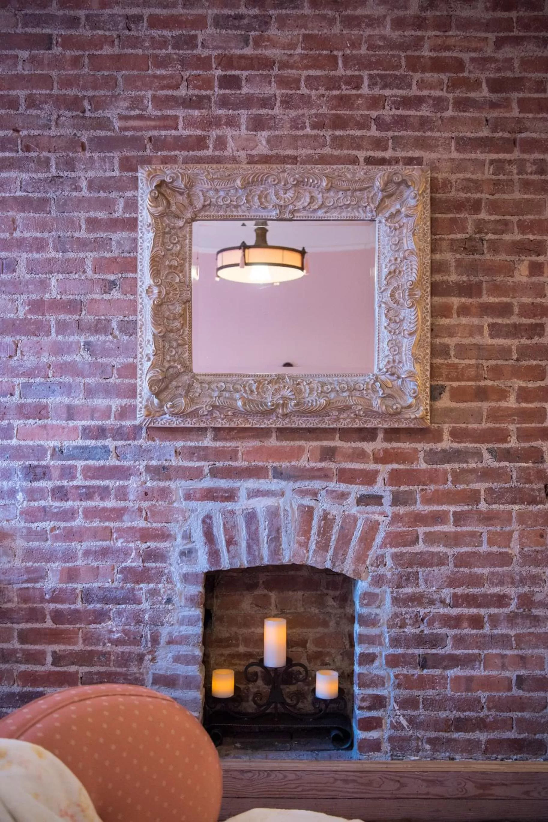 Decorative detail in Harlem Grand