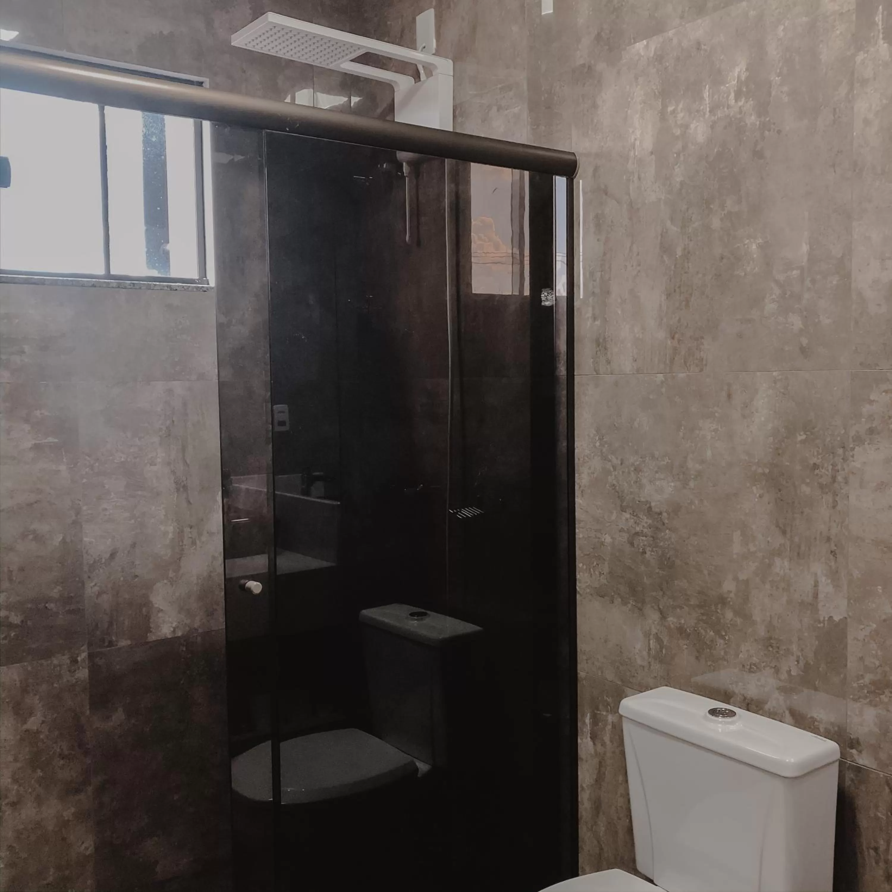 Bathroom in Petri Plaza Hotel