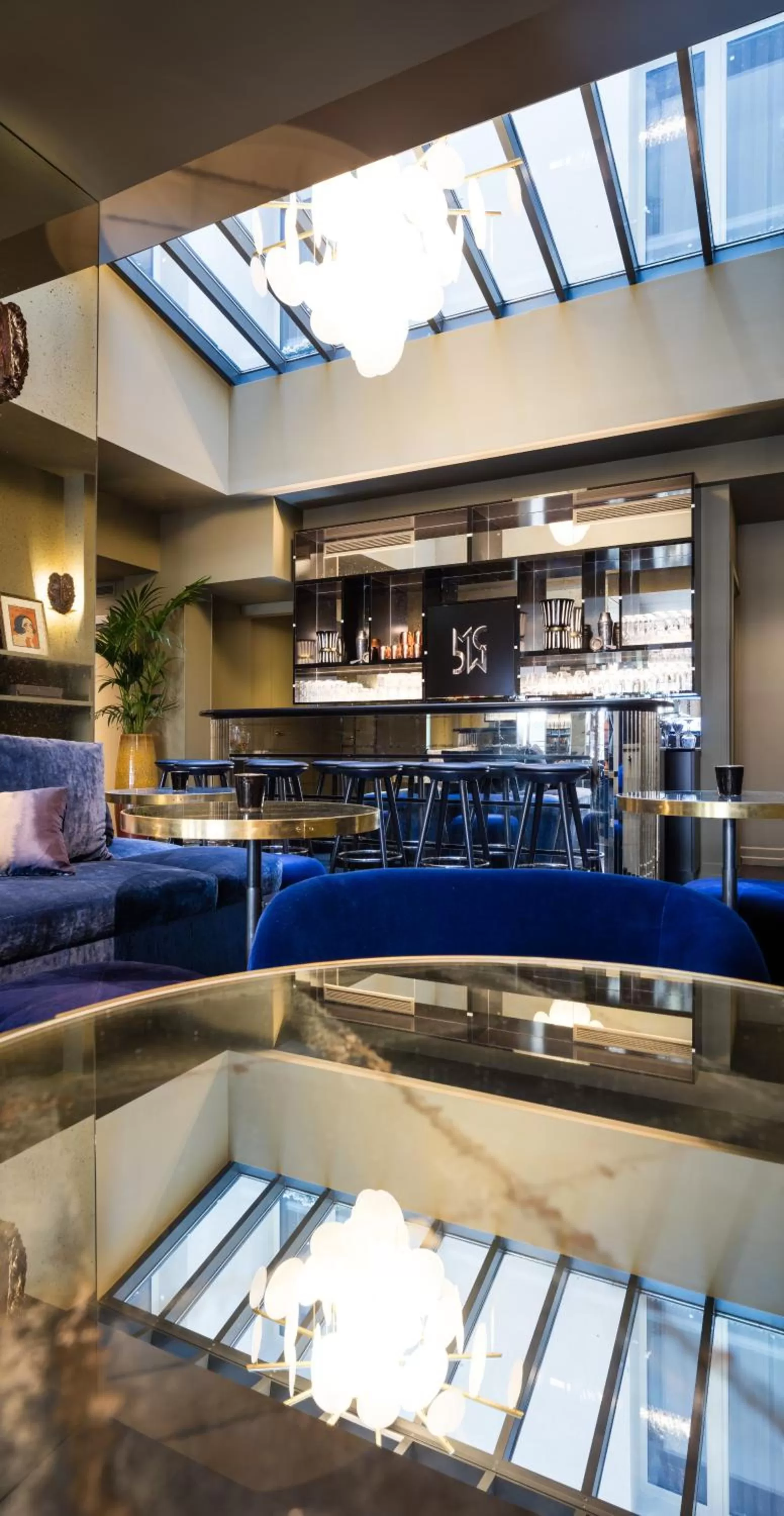 Lounge or bar in Monsieur Cadet Hotel & Spa