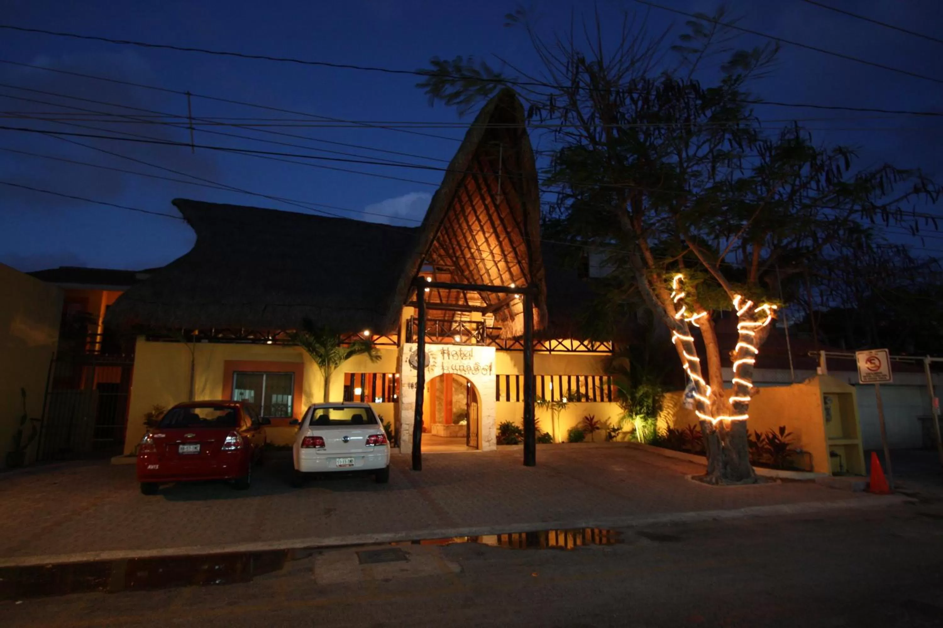 Facade/entrance in Hotel LunaSol