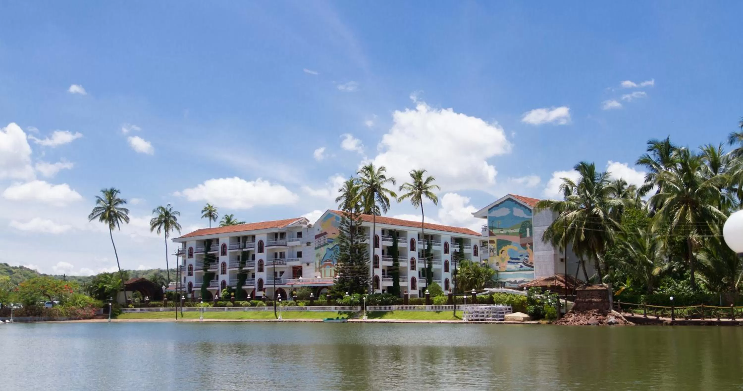 Property building in Resorte Marinha Dourada