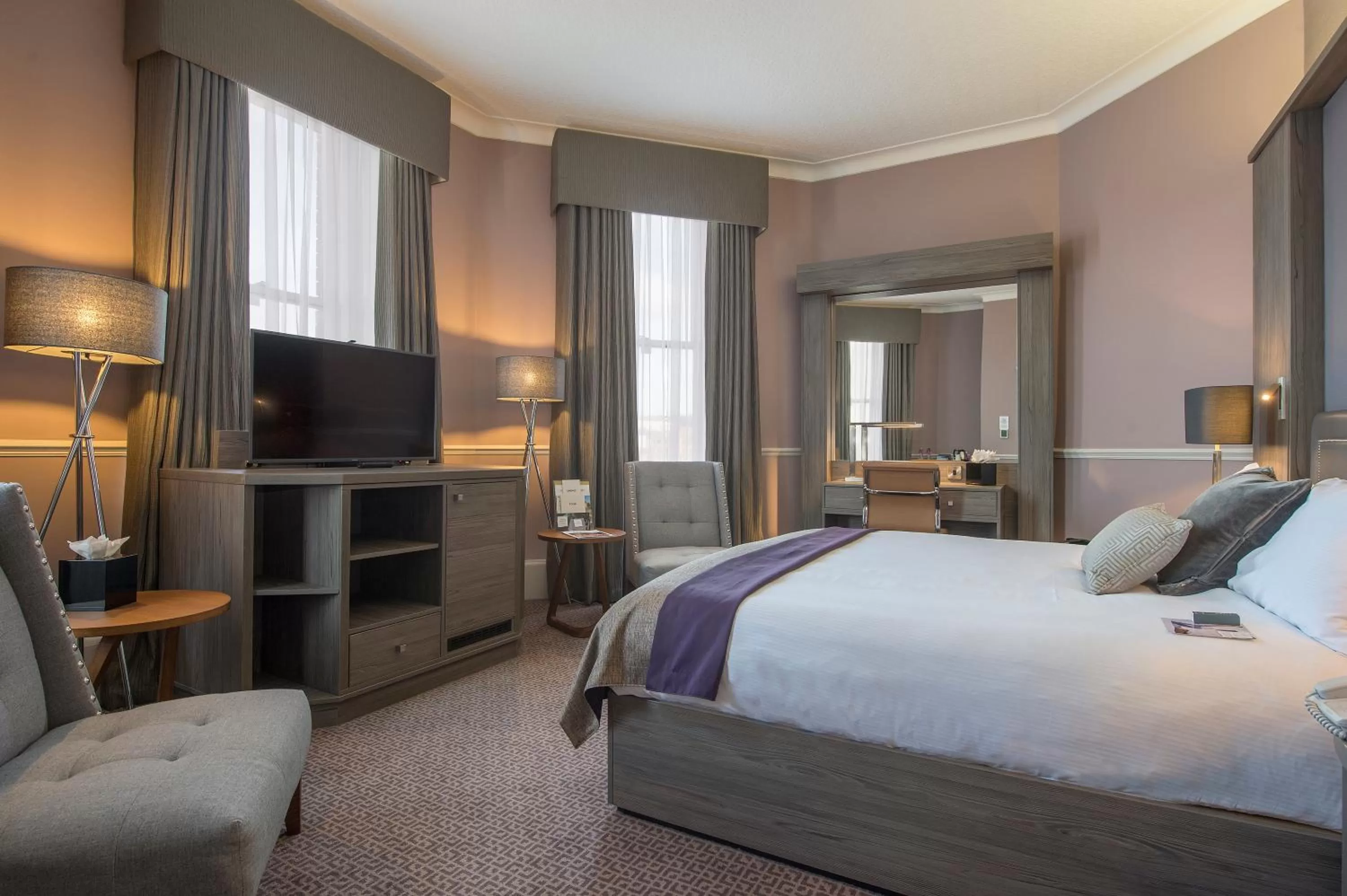 Bedroom, Bed in Crowne Plaza Royal Victoria - Sheffield by IHG