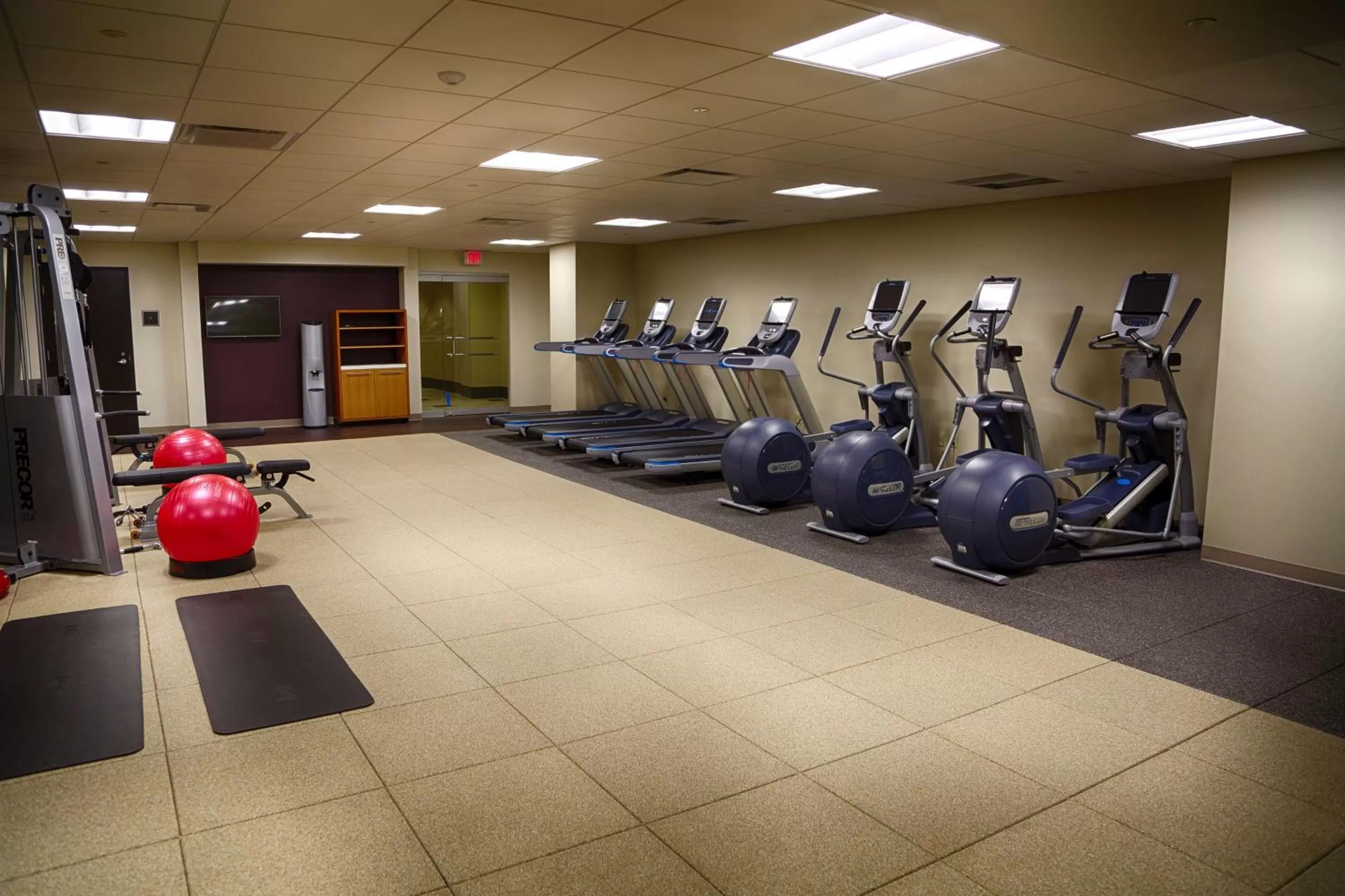 Fitness centre/facilities in DoubleTree by Hilton Lawrenceburg