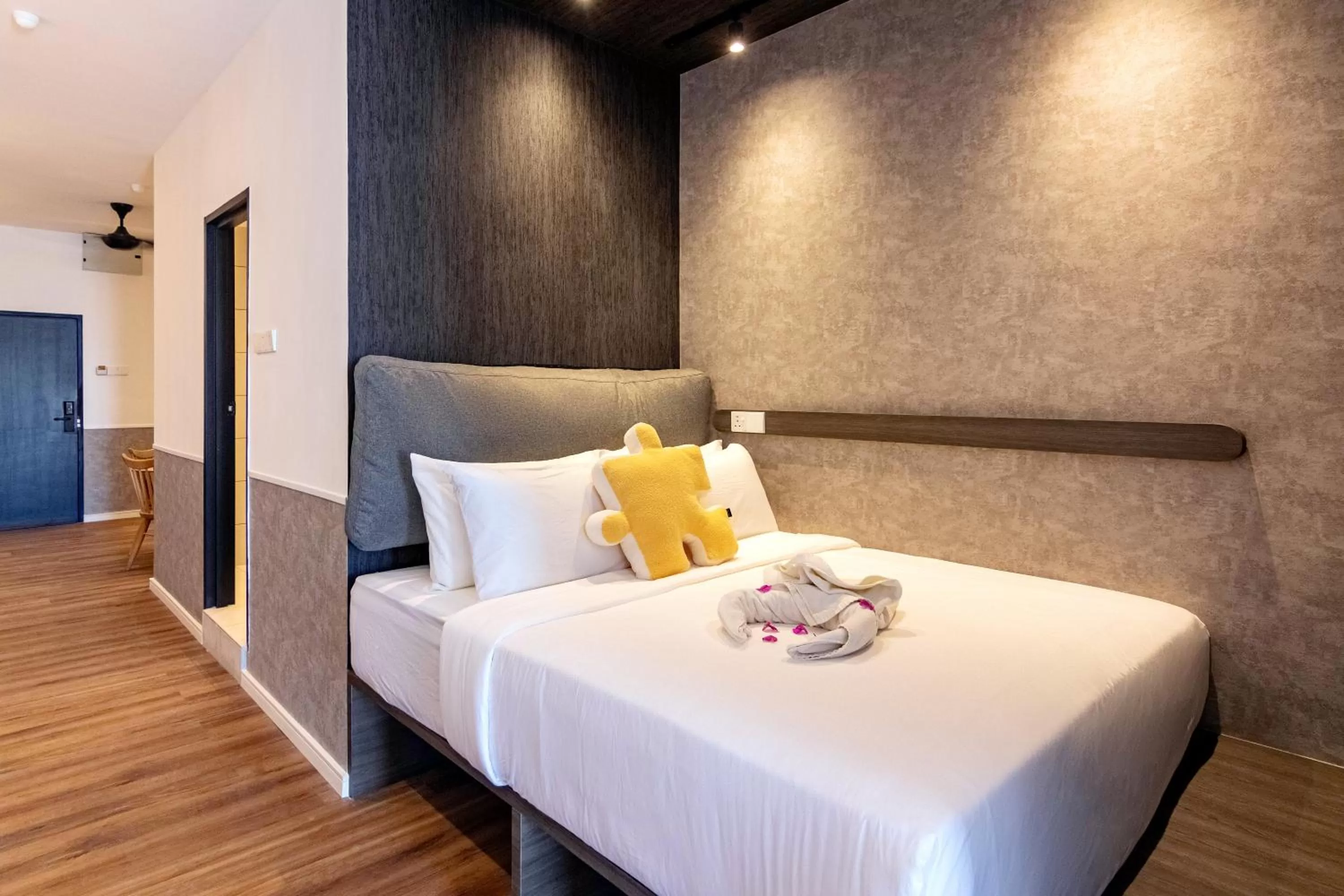 Bedroom, Bed in Bagan Suite