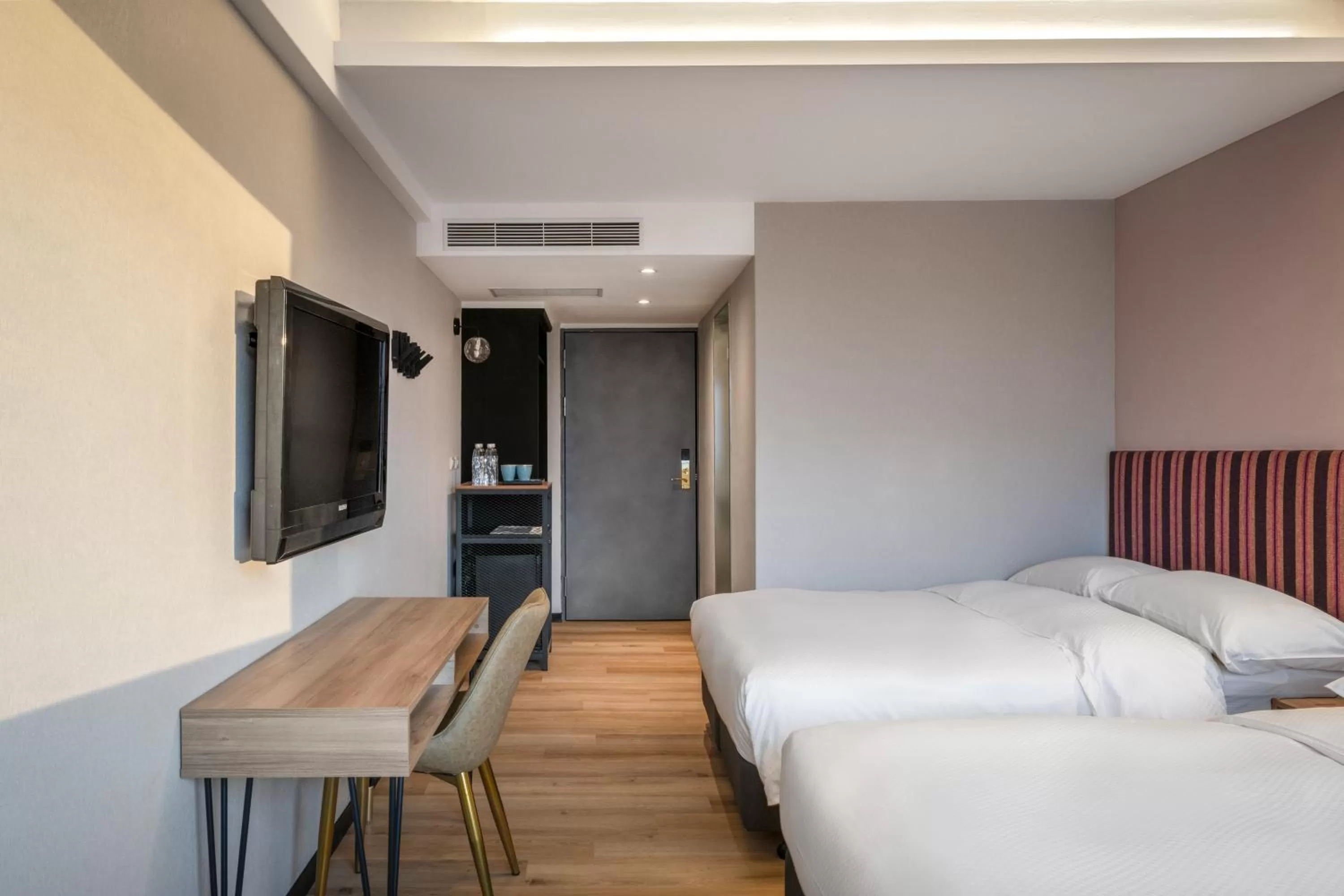 Bedroom, Bed in River Inn Kenting