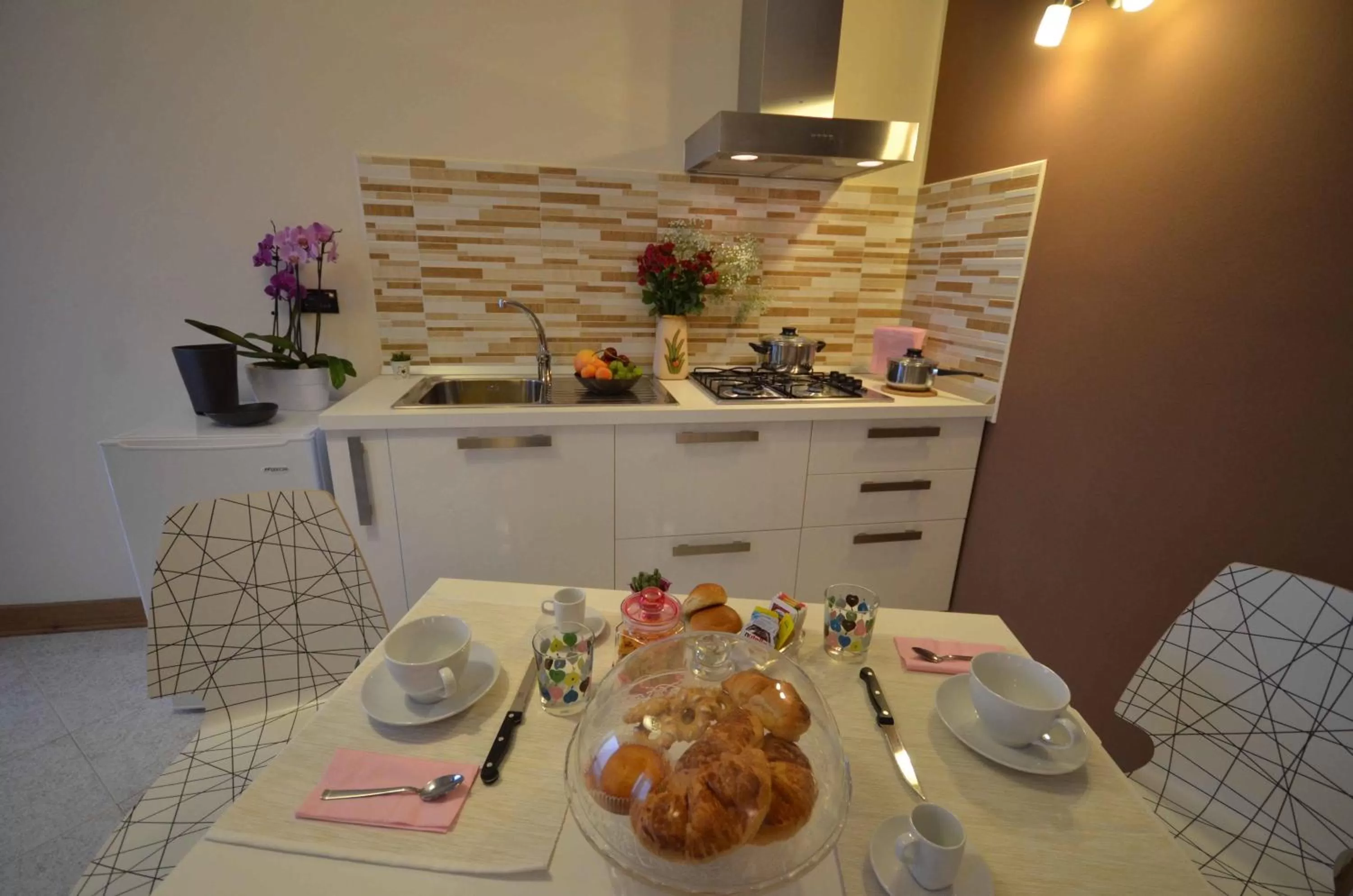 Kitchen or kitchenette in B&B La Dimora di Iside