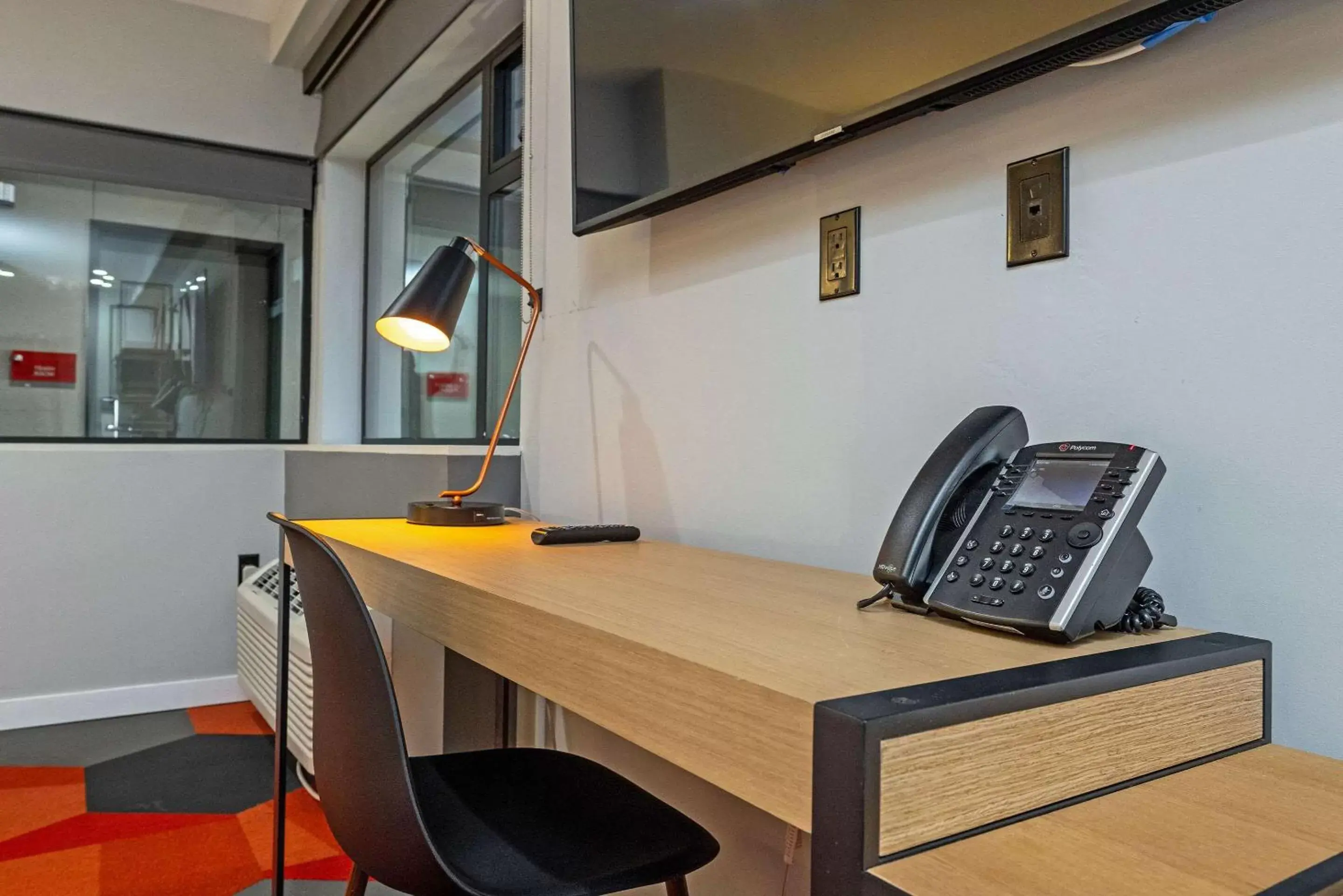 Deluxe King Room - Non-Smoking in Infinity Hotel San Francisco, Tapestry Collection by Hilton Deluxe King Room - Non-Smoking in Infinity Hotel San Francisco, Tapestry Collection by Hilton