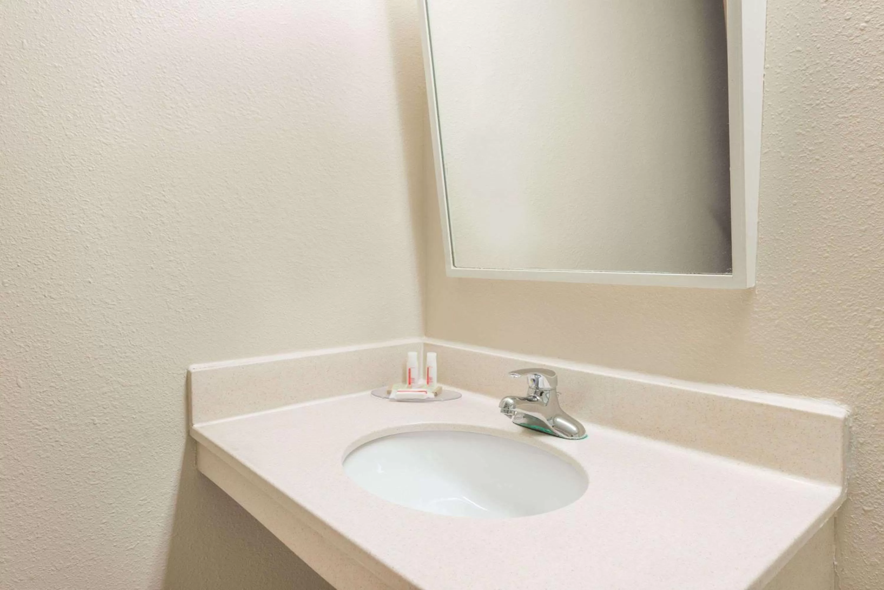 Bathroom in Super 8 by Wyndham St Charles