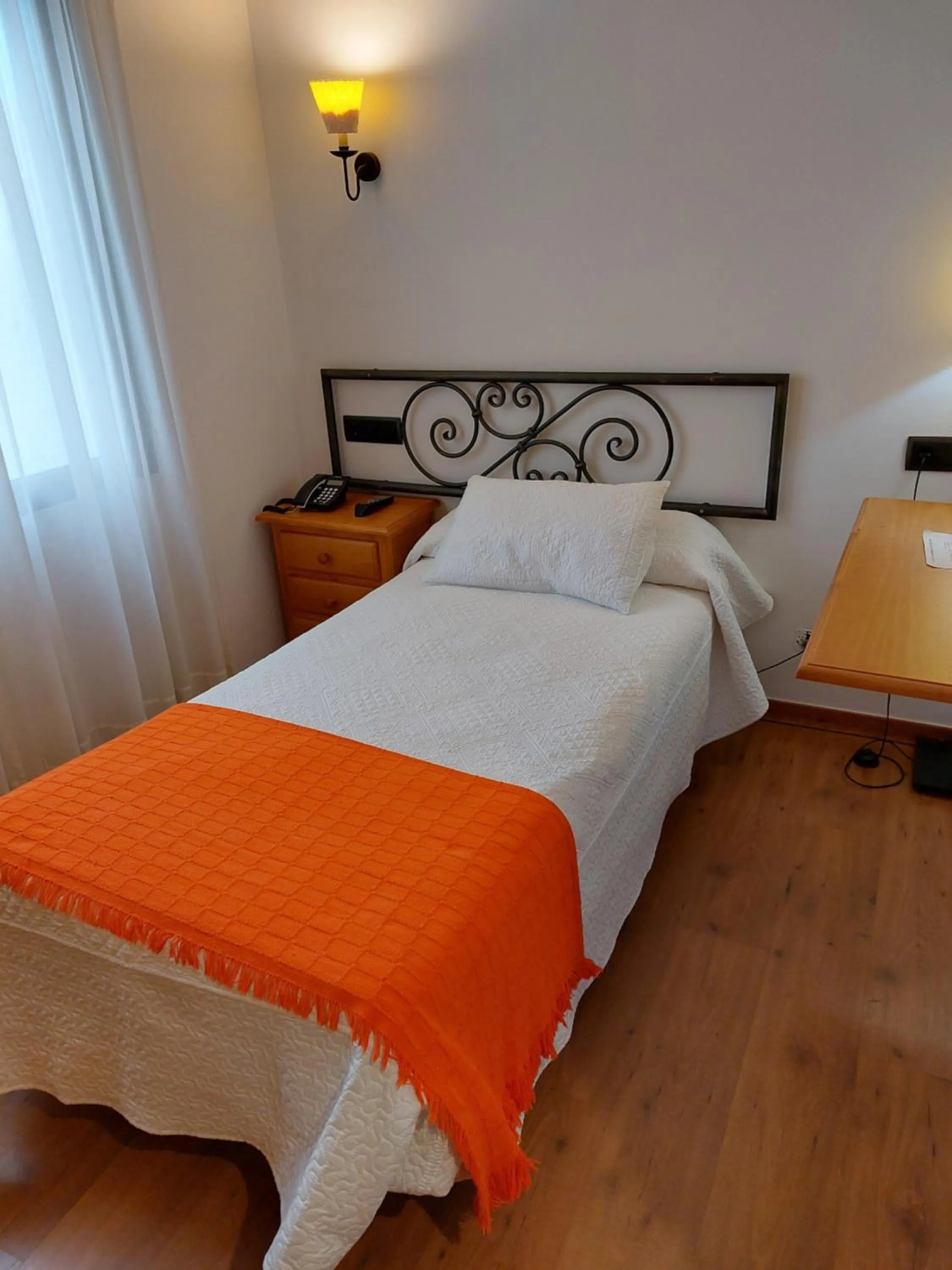 Photo of the whole room, Bed in Hotel La Bodega