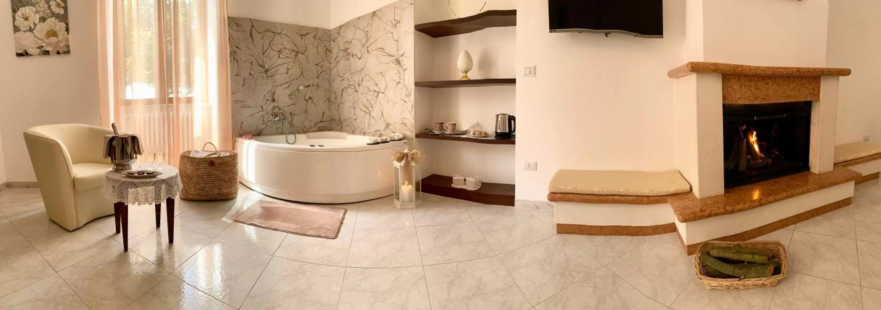 Hot Tub in B&B Villa Maggi