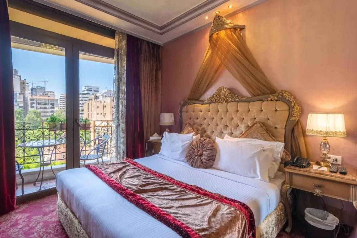 Executive Suite in Q Hotel Executive Suite in Q Hotel