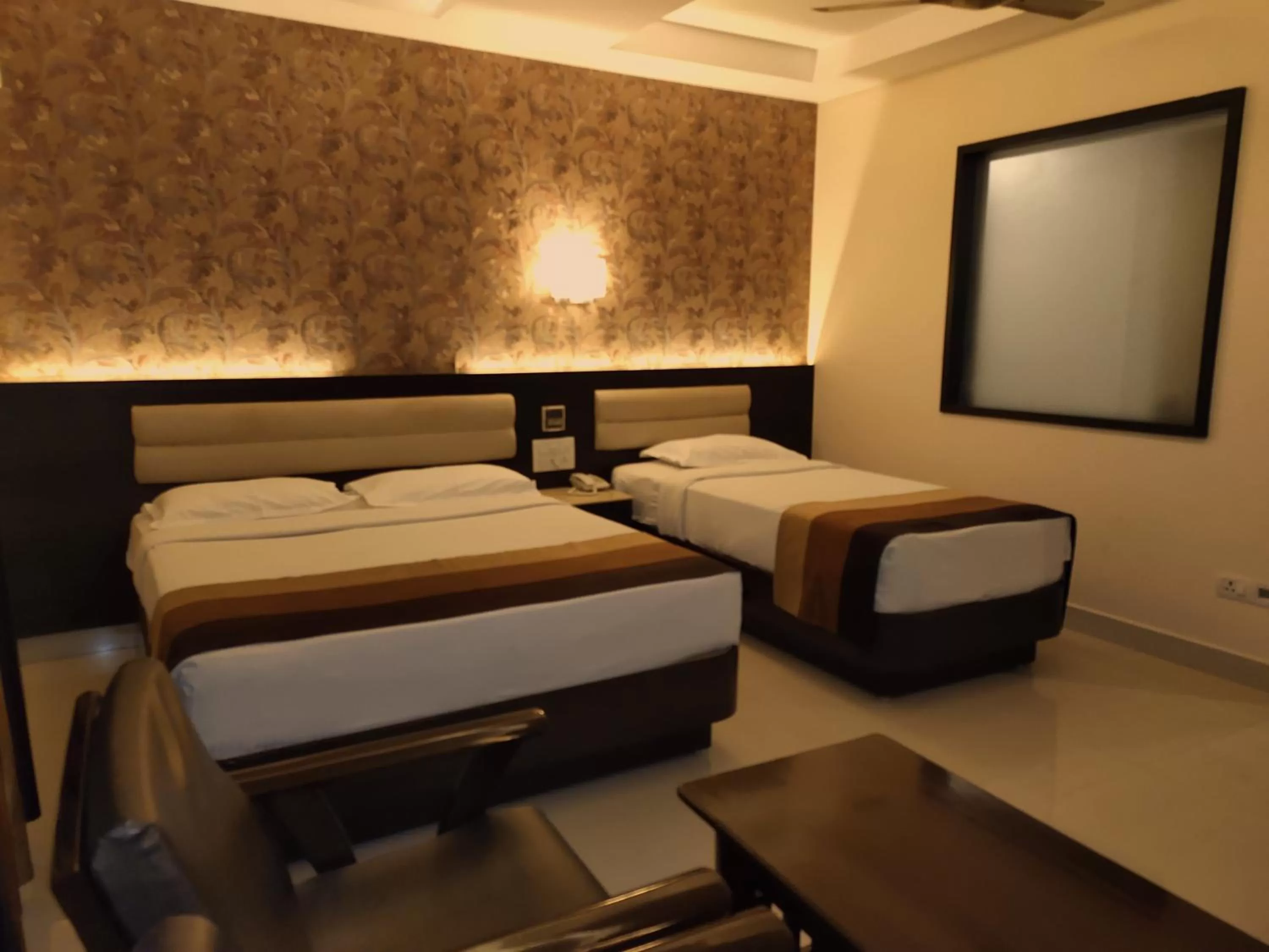 cot, Bed in Hotel Deepam