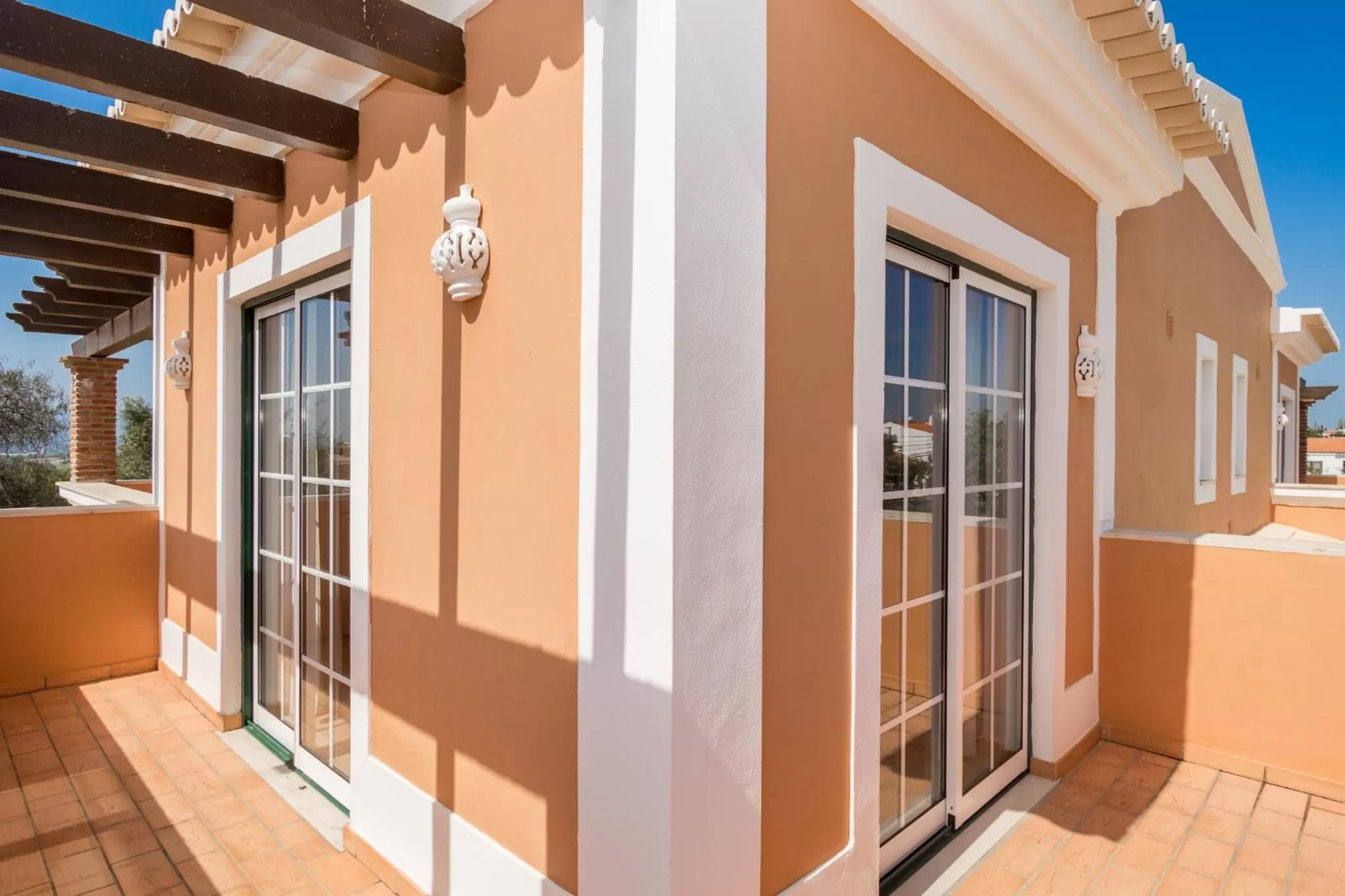 Balcony/Terrace in Colina da Lapa & Villas