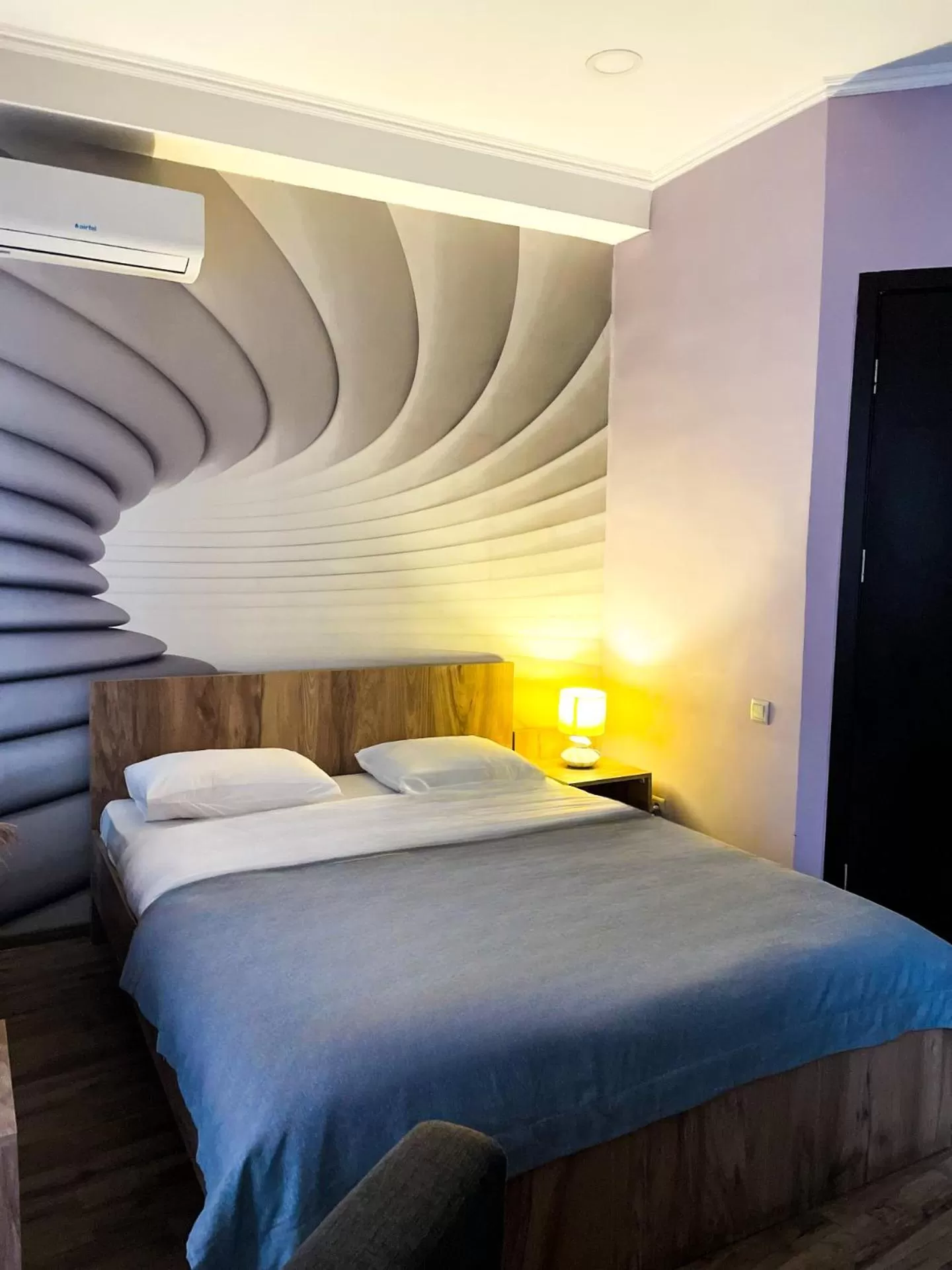 Photo of the whole room in Hotel Dcorner