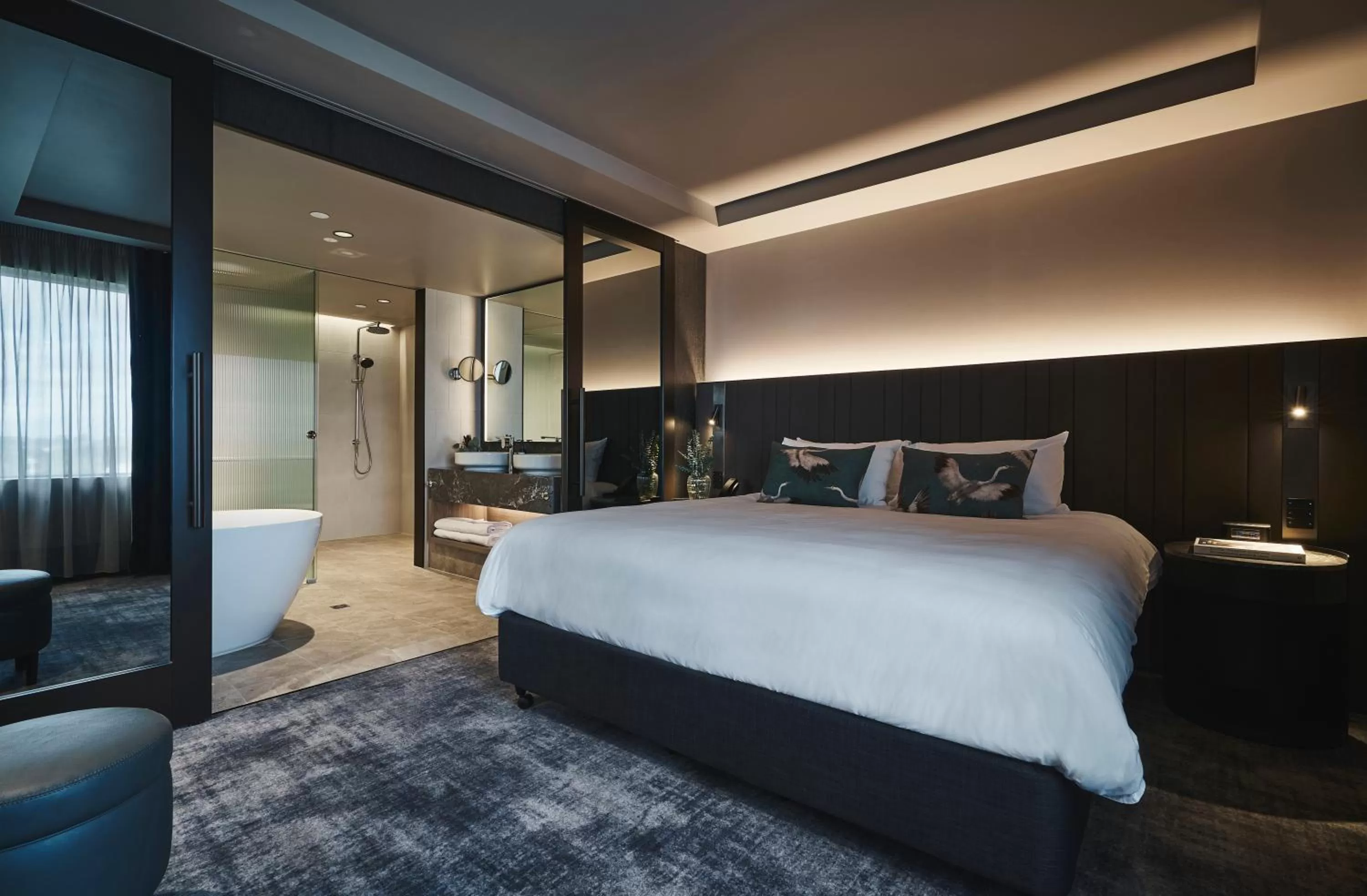 Bathroom, Bed in Pullman Melbourne On the Park