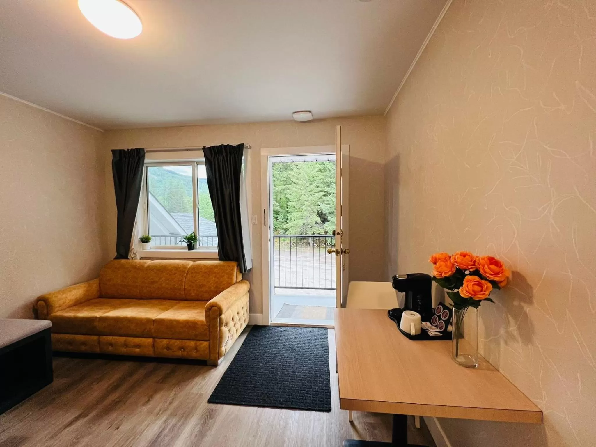 Coffee/tea facilities, Bed in Hotel Civilia Lakeside by Civilia Golf Retreat