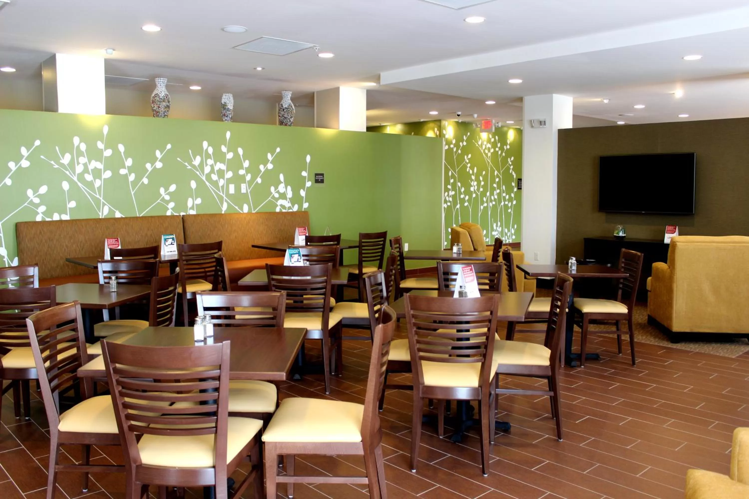 Food and drinks in Sleep Inn & Suites Odessa near University