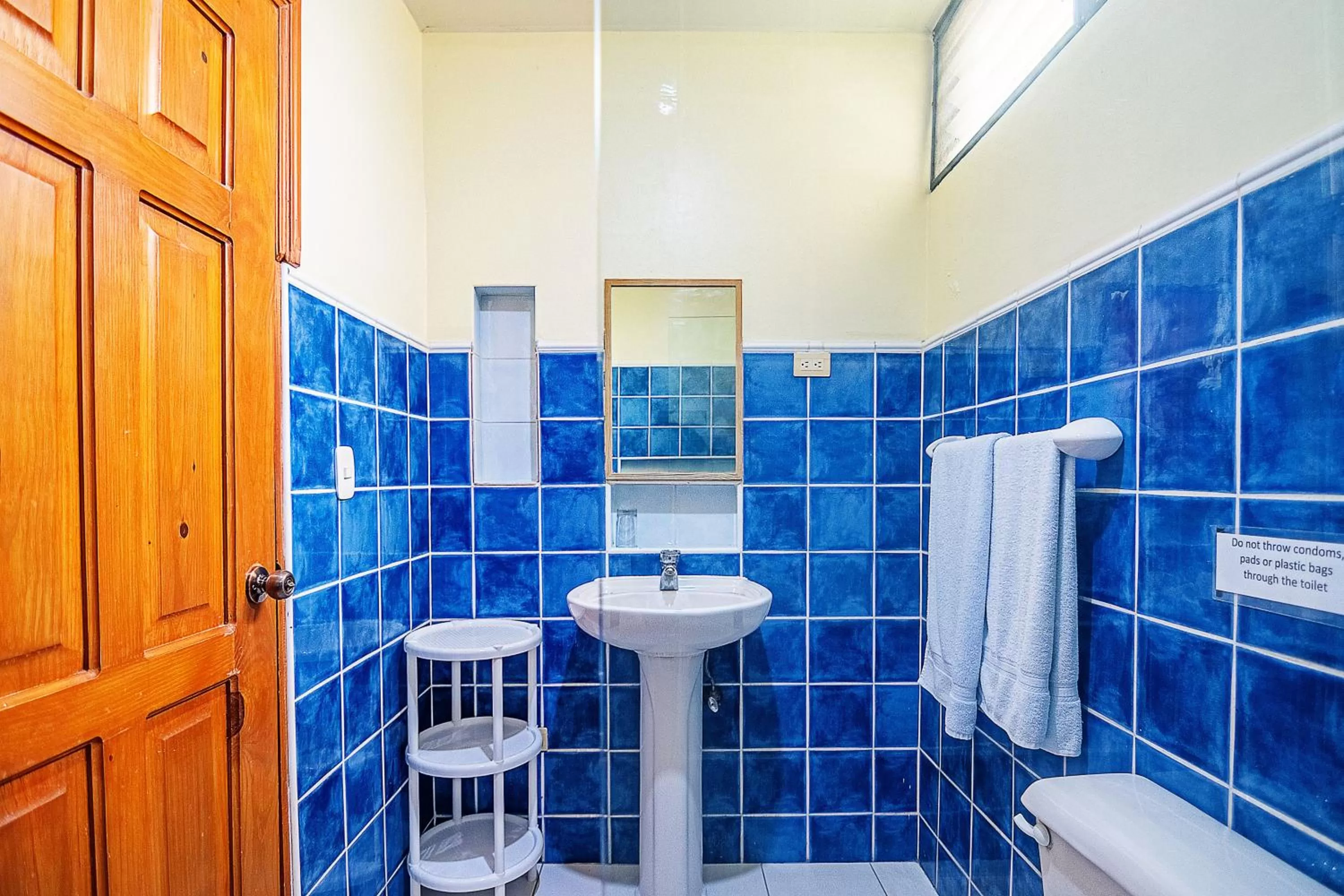 Bathroom in D'Piero Hotel