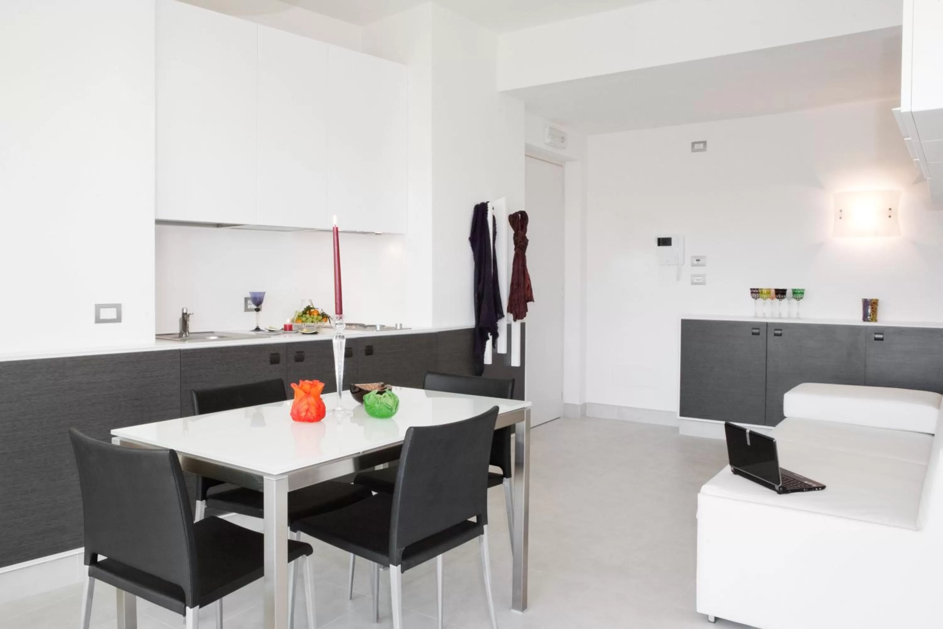 Kitchen or kitchenette in Lungotevere Suite