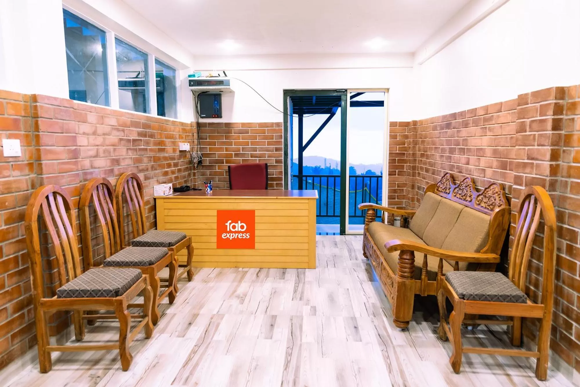 Lobby or reception in FabExpress RMK Nest - Nr Chettiar Park