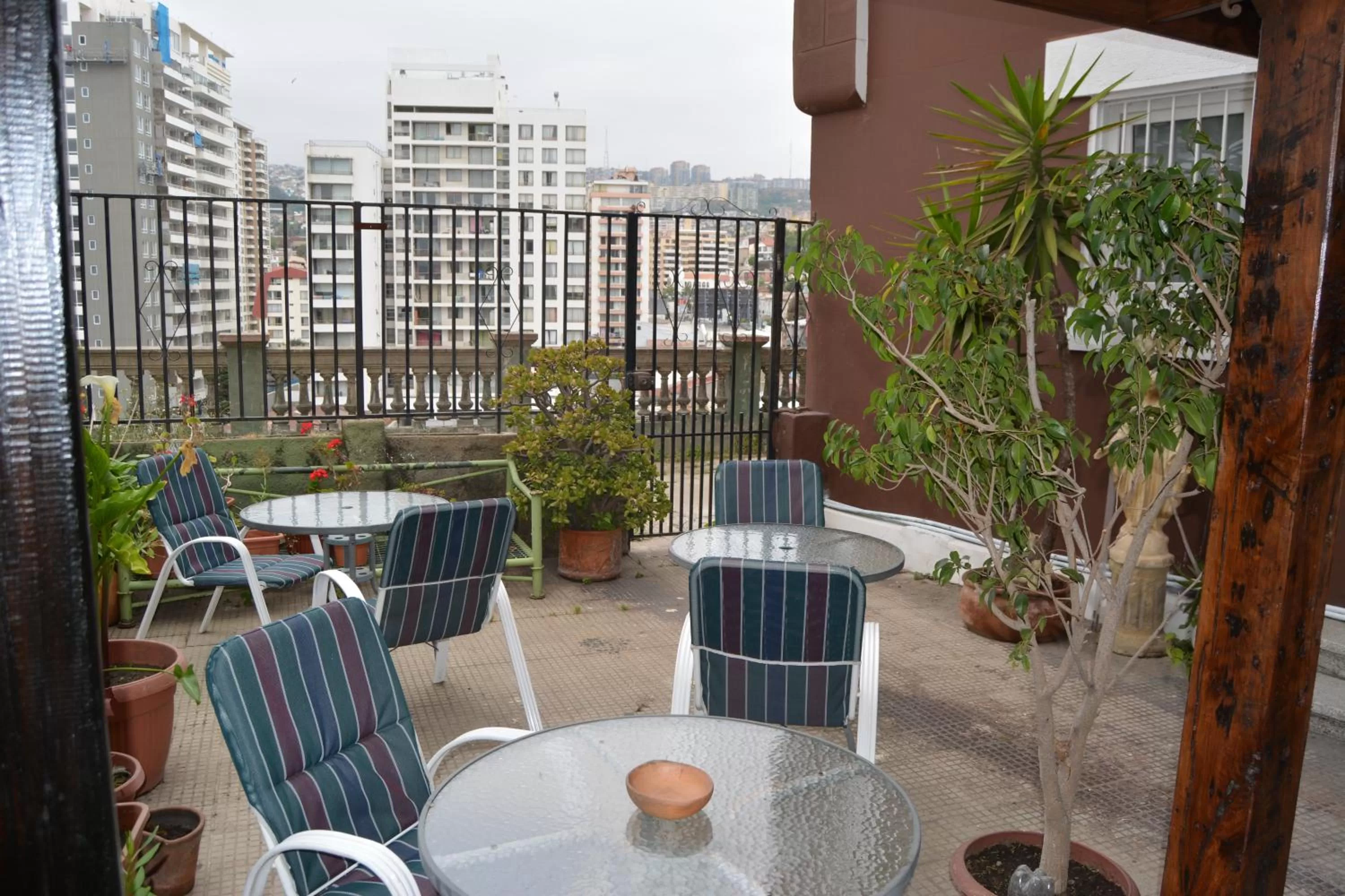 BBQ facilities in Chocolate Manor House Hotel Boutique