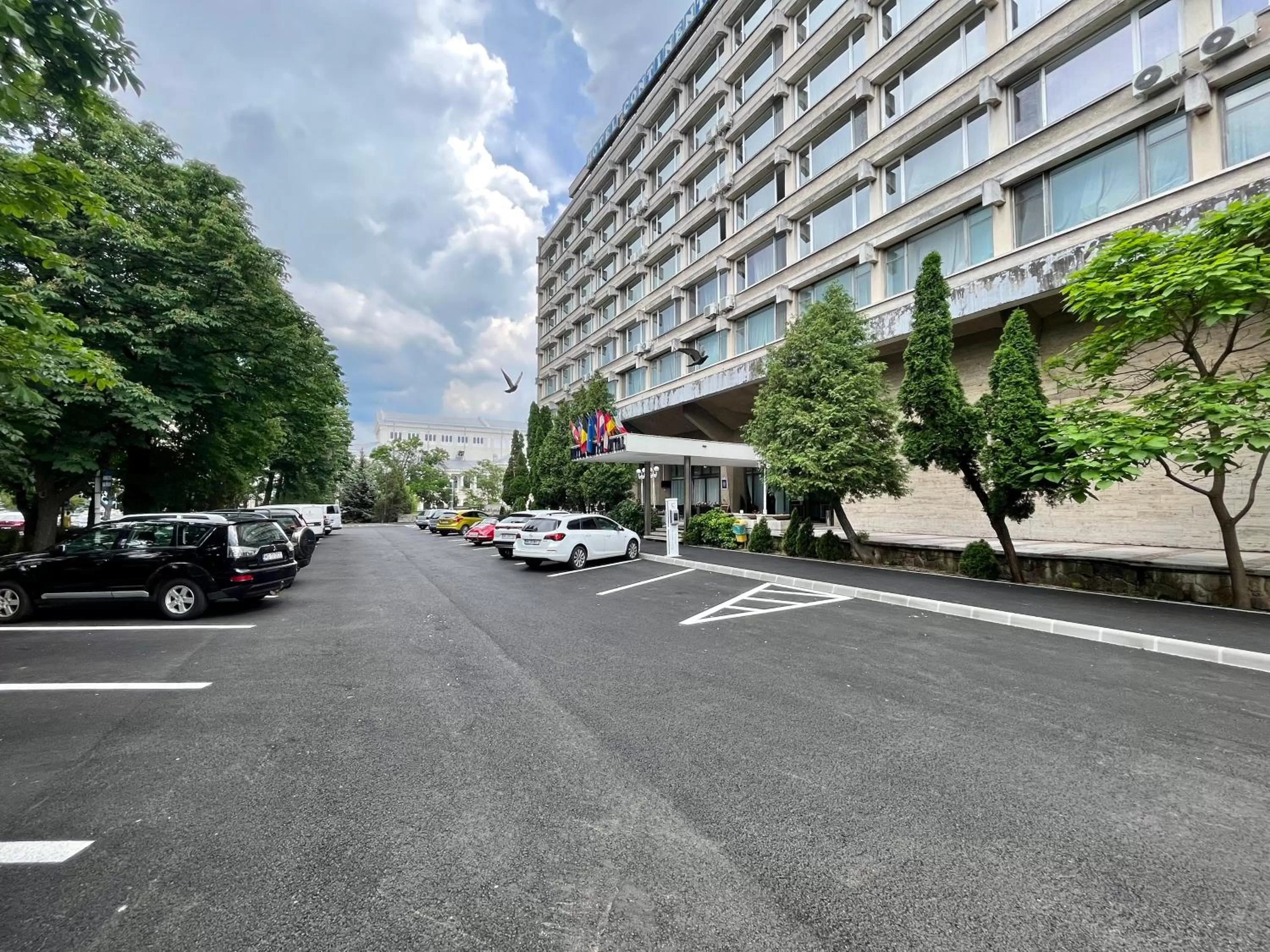 Parking in Continental Drobeta Turnu Severin