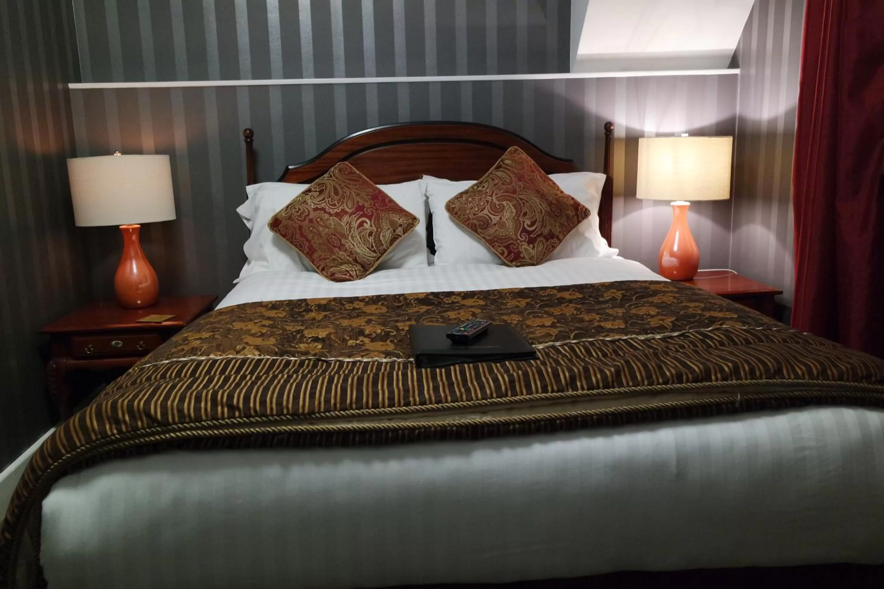 Bed in Gable End Hotel